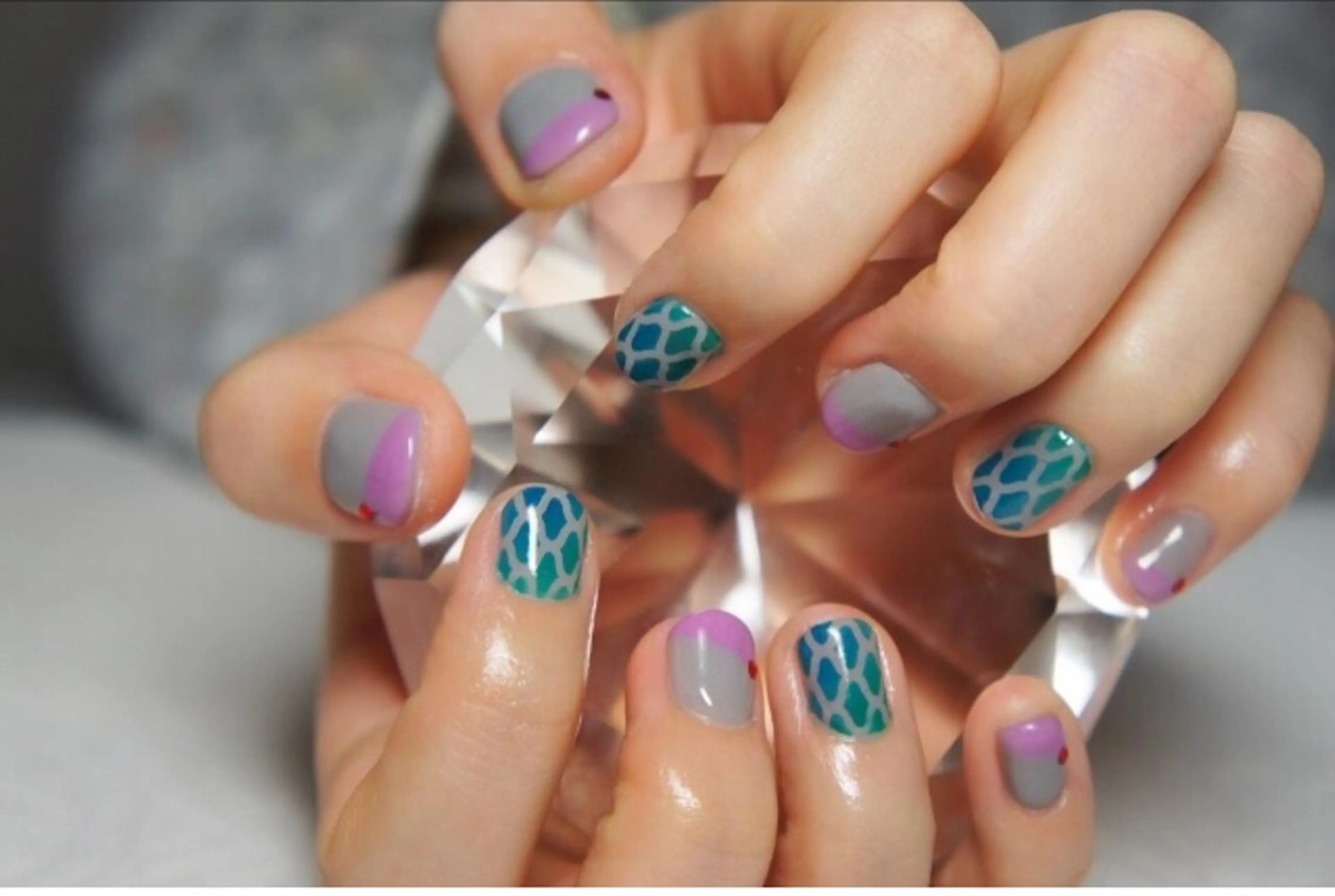 ネイル ネイル＆フラワーサロン〜Ri✦hiro〜鳥栖店所属・HIRATA RIEのネイルデザイン