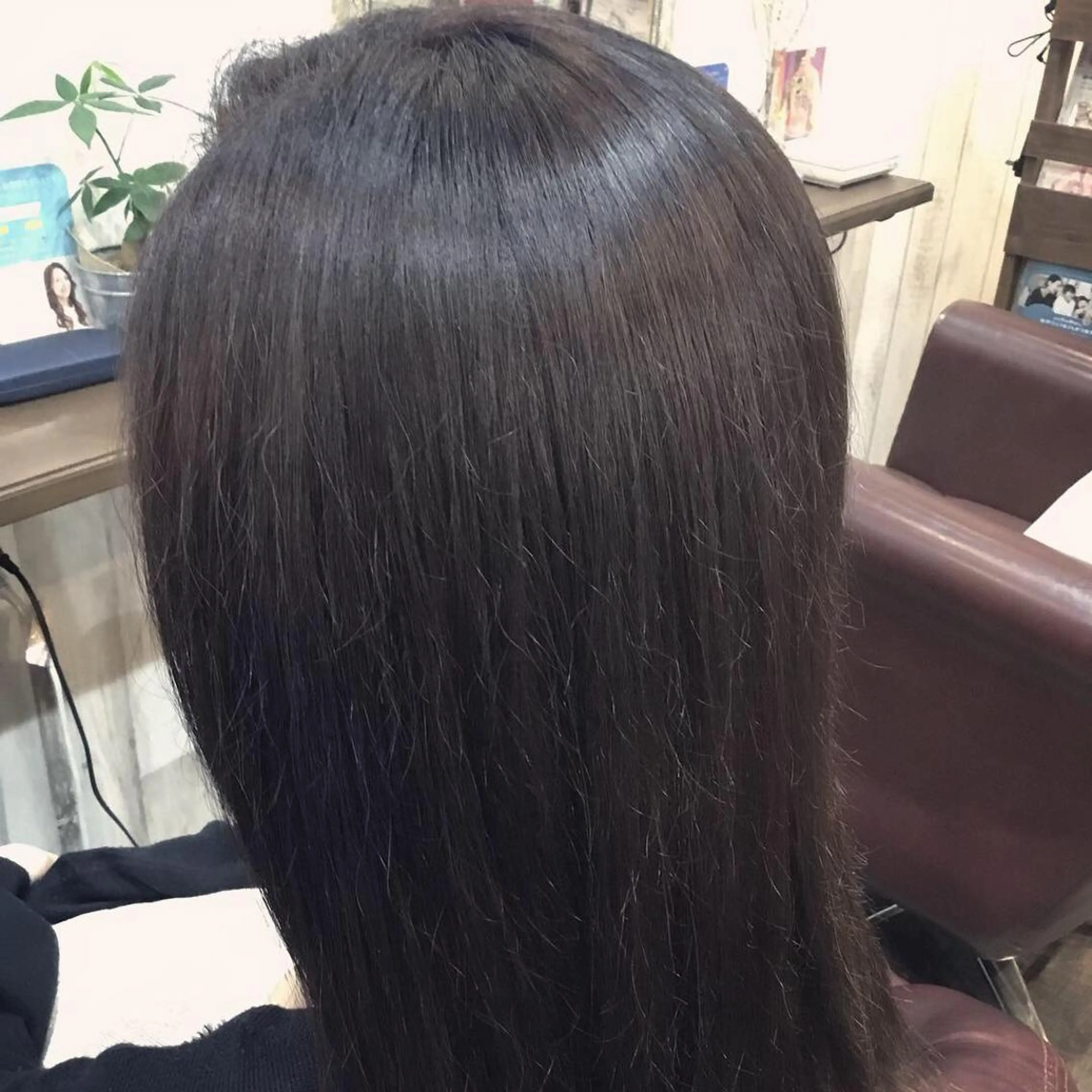 セミロング カラー 金崎 新吾のヘアスタイル