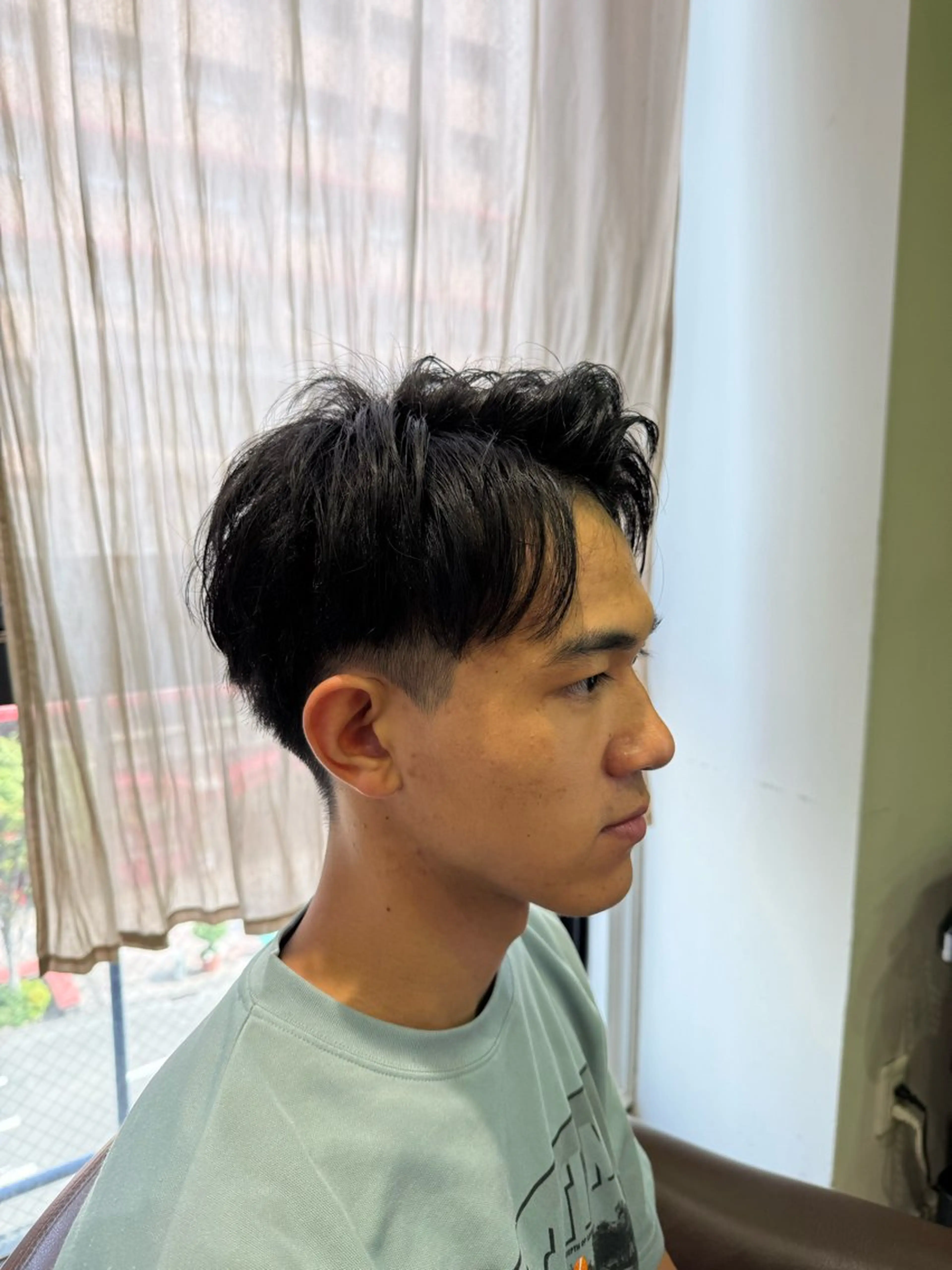 ショート メンズ 溝口 槙里也のヘアスタイル