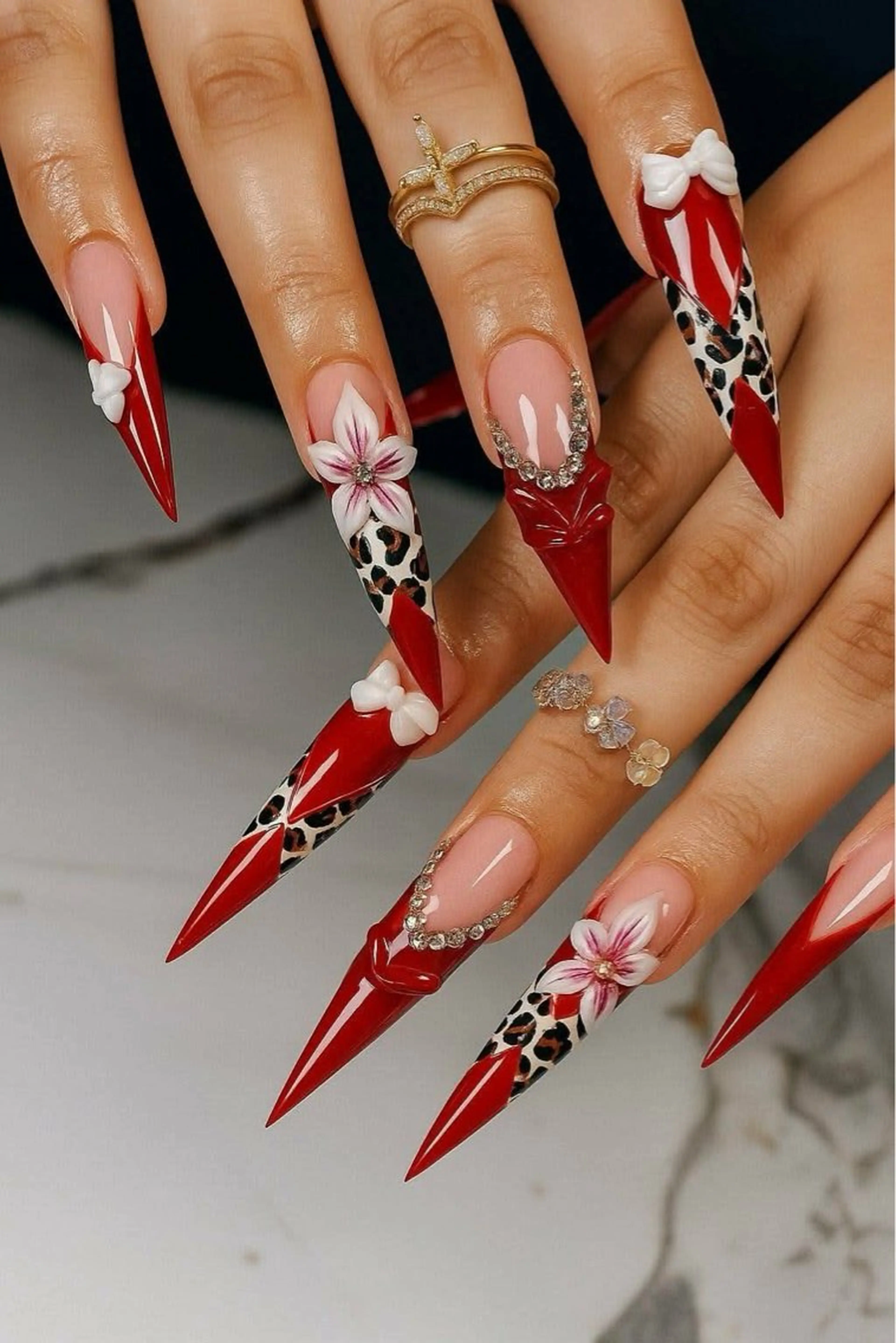 ネイル アートネイル 長さ出し ジェルネイル マグネットネイル ニュアンスネイル ハンドネイル Cloudy Chan 歌舞伎町のネイルデザイン