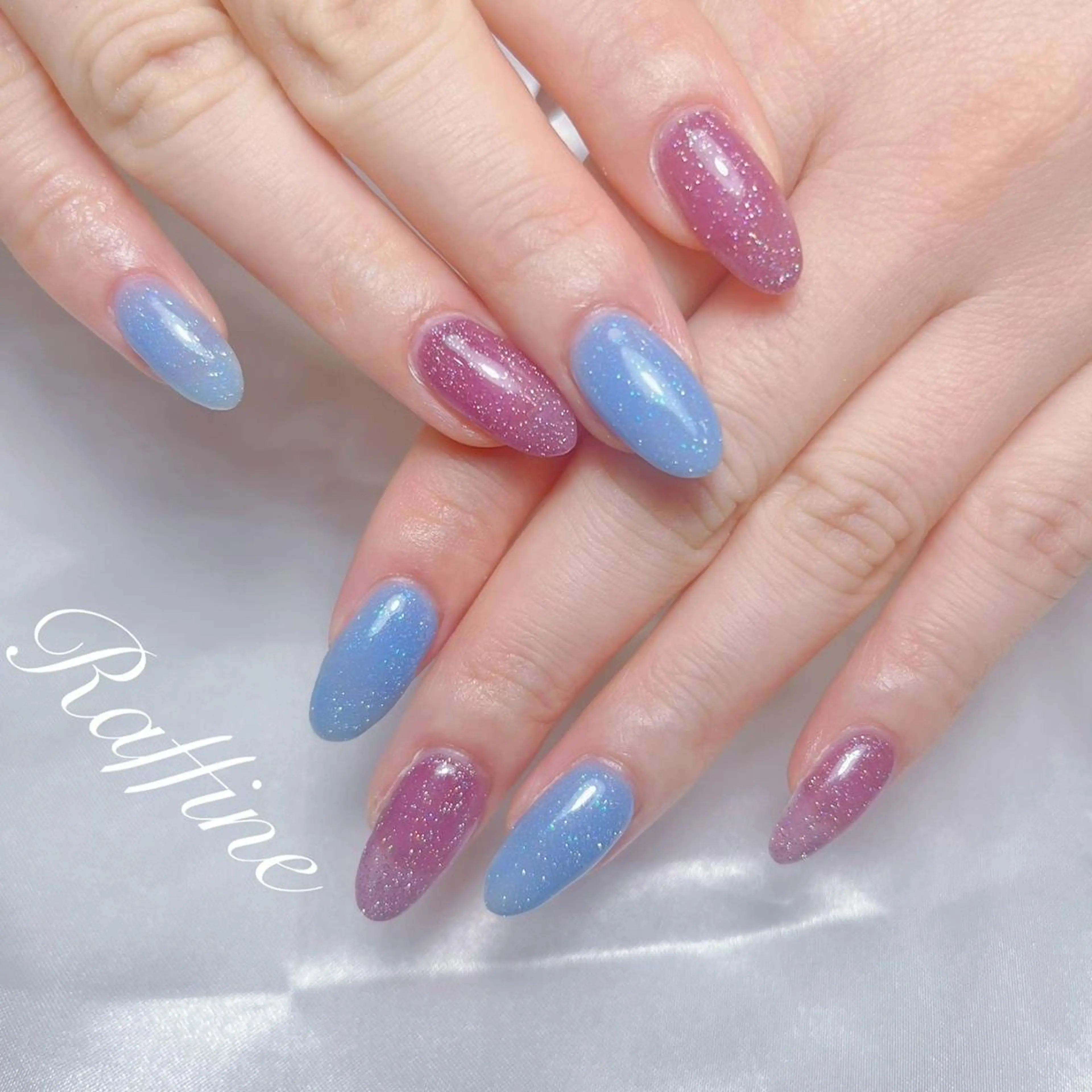 ネイル ハンドネイル RAFFINE haru🦋🩵のネイルデザイン