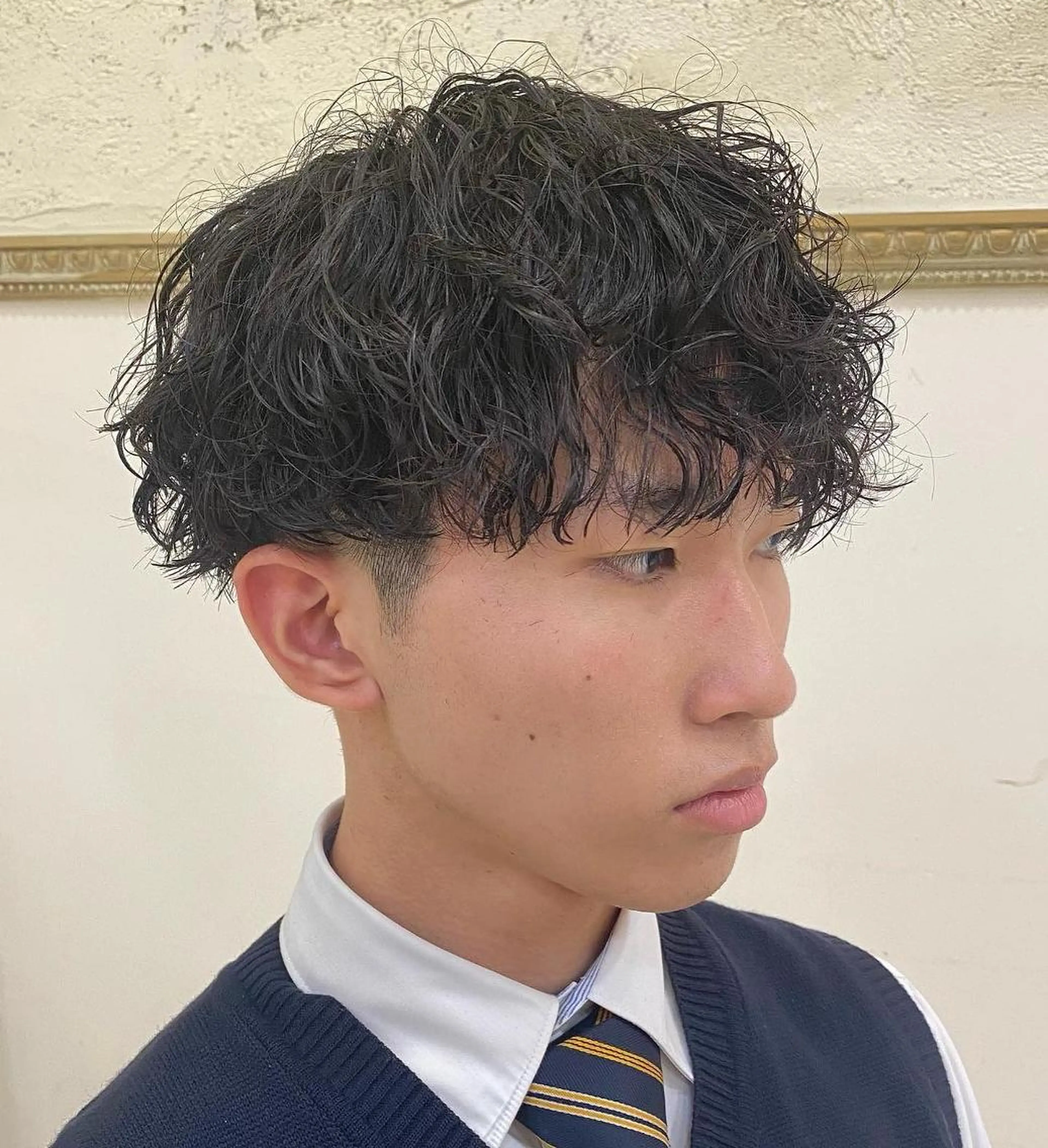 パーマ メンズ フェードカット メンズパーマ メンズツイストパーマ ツイストスパイラルパーマ 刈り上げ 年間2000名担当◎ パーマ職人/仲原佑樹のヘアスタイル