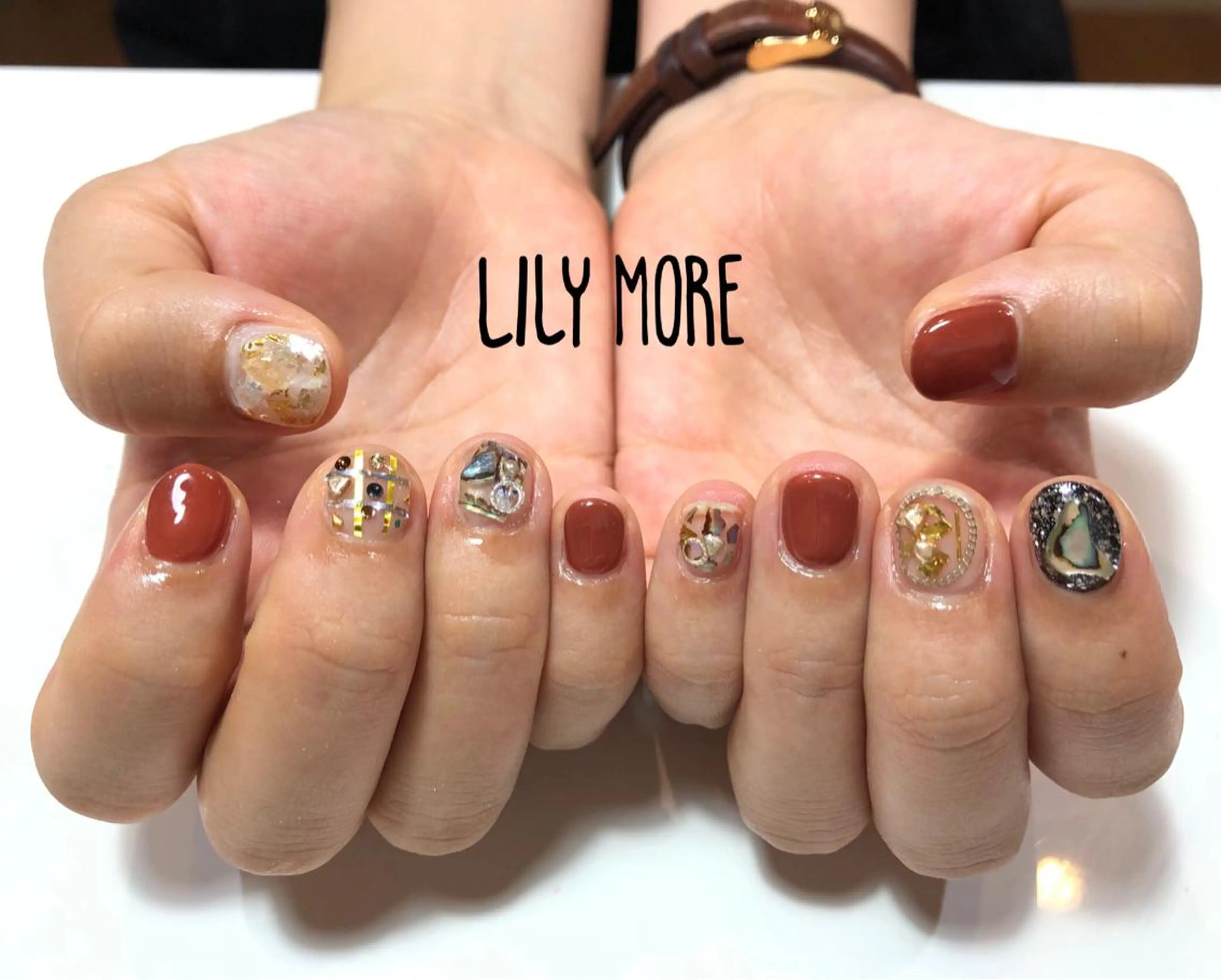 ネイル ニュアンスネイル Lily closetのネイルデザイン