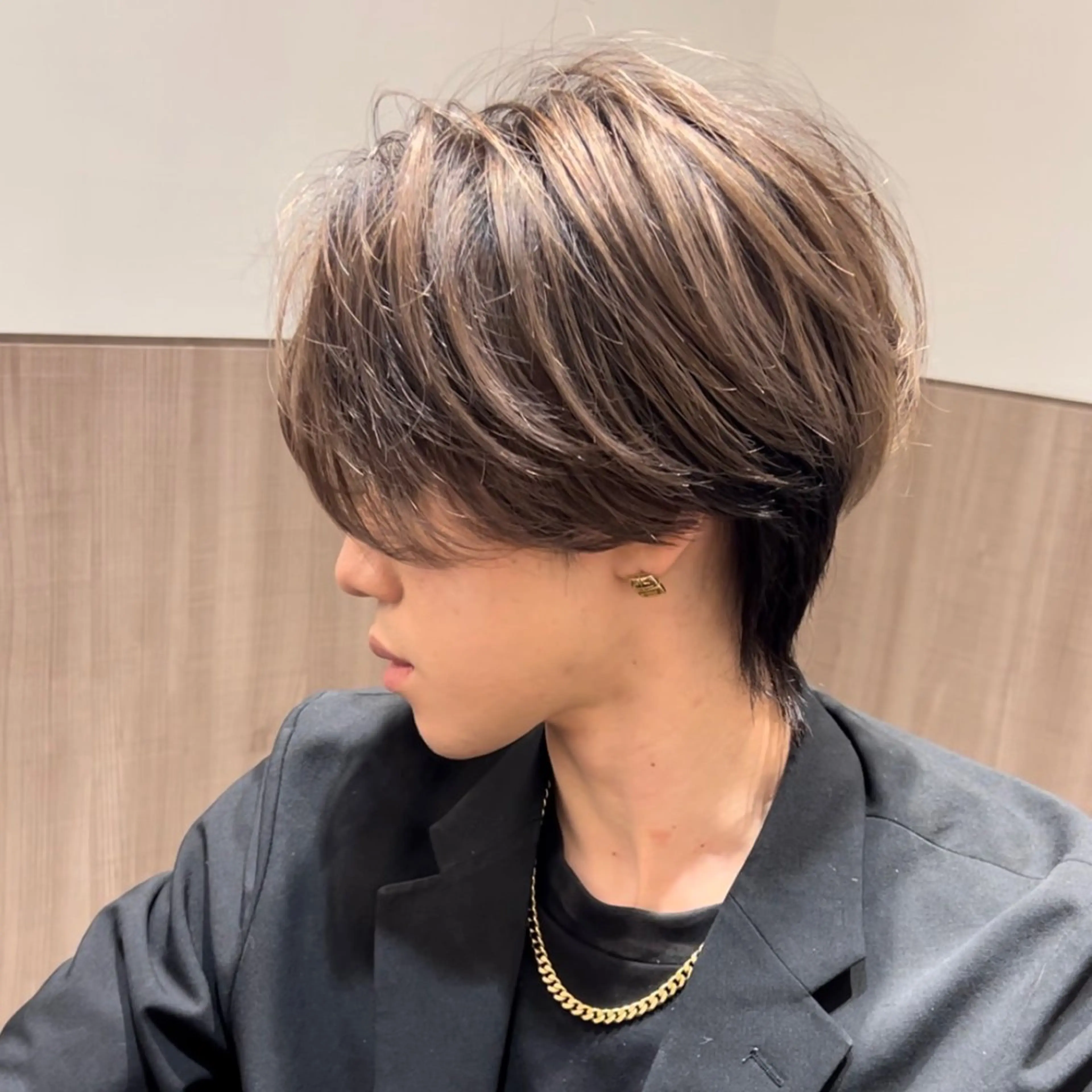 【9月のみ限定‼️】赤字覚悟🚨⚡ メンズハイトーン ダブルカラー (treatmentサービス付き)の写真