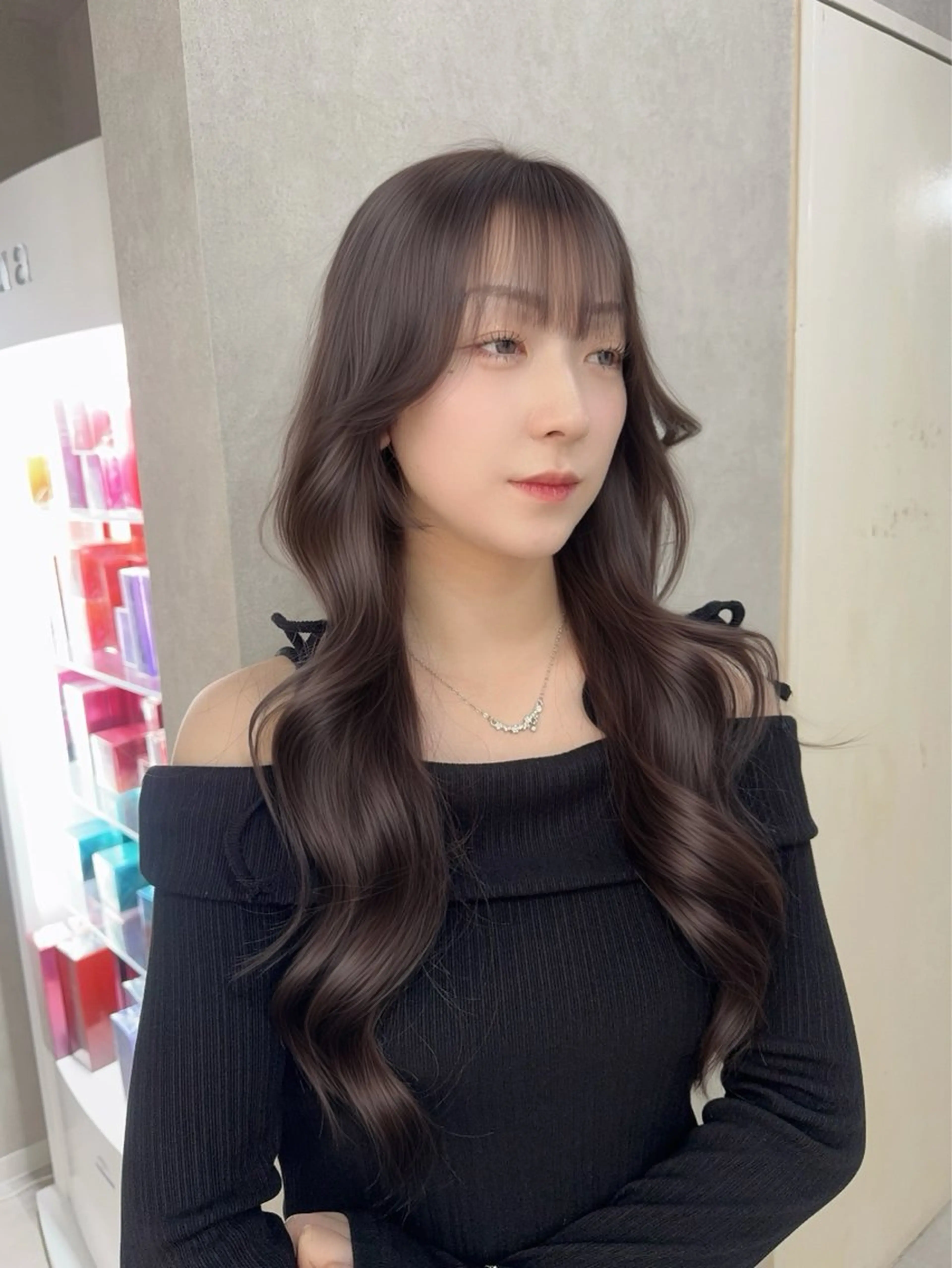 ロング カラー アッシュ アッシュブラウン ベージュカラー 黒髪 ブリーチ カット ヘアカラー トリートメント 赤み無し柔らかカラー 【梅田】madokaのヘアスタイル