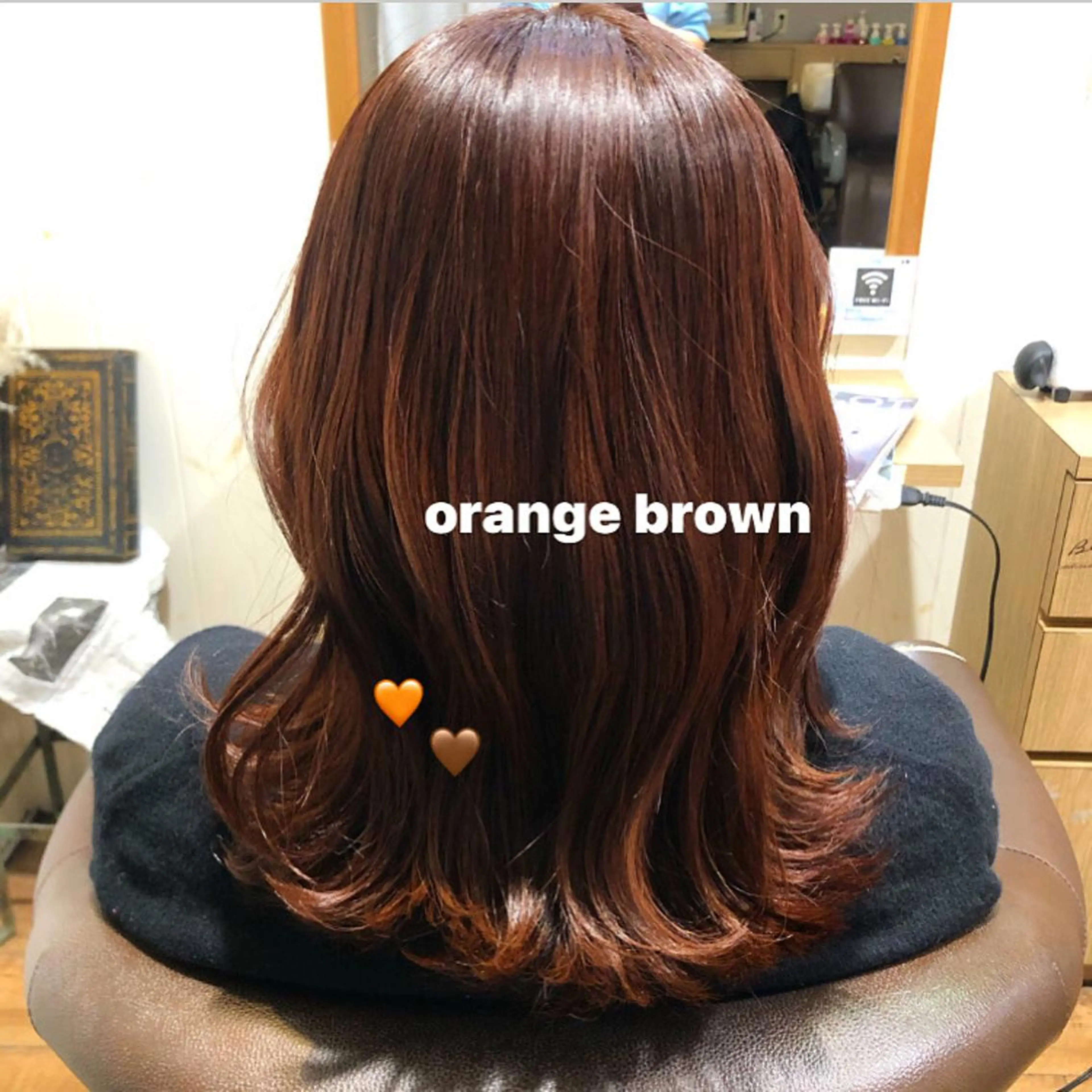 ミディアム カラー ブリーチ ブラウンカラー ブリーチなしカラー オレンジ オレンジブラウン nia所属・柔らかブラウン/栄/ tomitaのヘアスタイル
