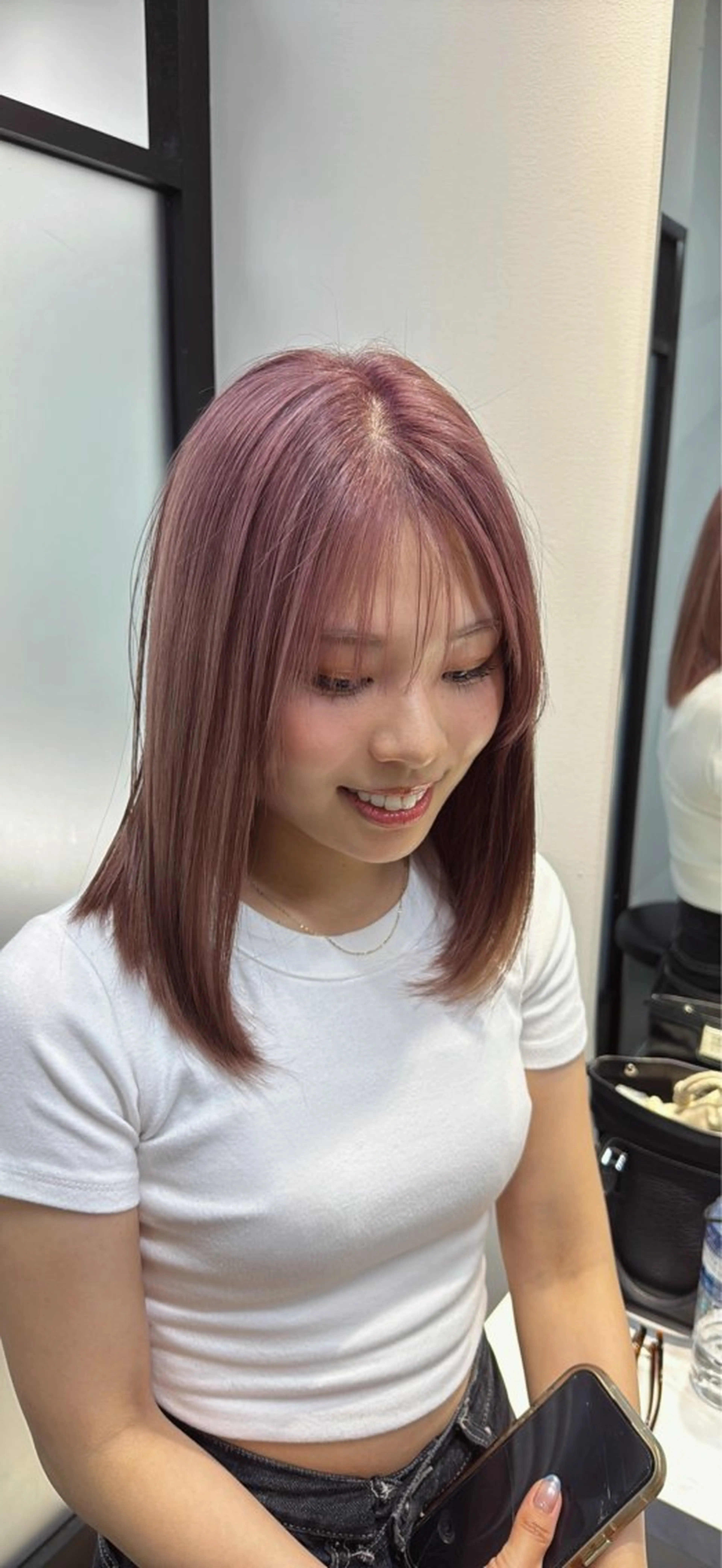 ミディアム salowin所属・ハイトーンカラー 馬場みなみのヘアスタイル