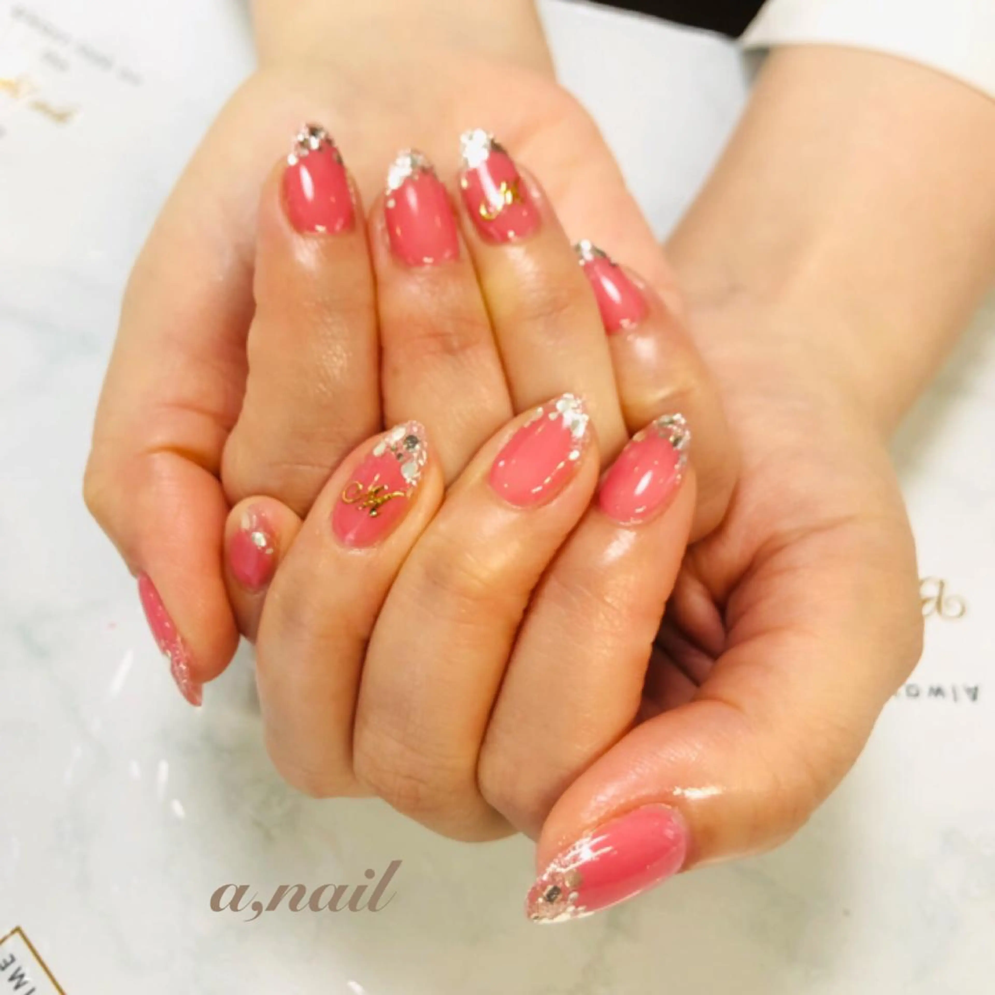 ネイル フットネイル フレンチネイル ホログラムネイル ラメ(グリッター) 持ち込み ハンドネイル ネイルサロン エーネイルのネイルデザイン