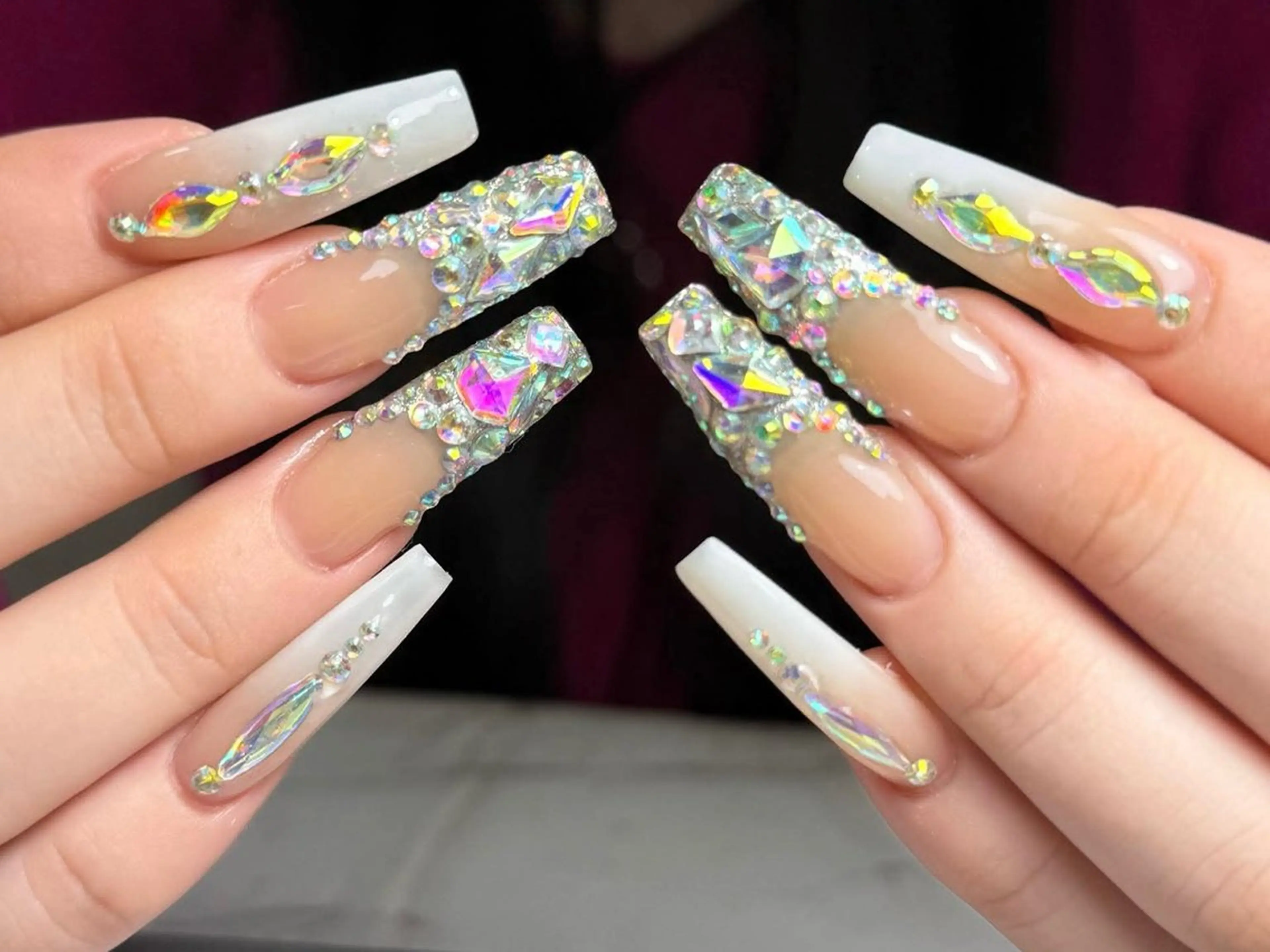 ネイル アートネイル フレンチネイル ジェルネイル グラデーション 韓国ネイル ハンドネイル 💕鈴木ユリ パラジェル/オフ無料のネイルデザイン