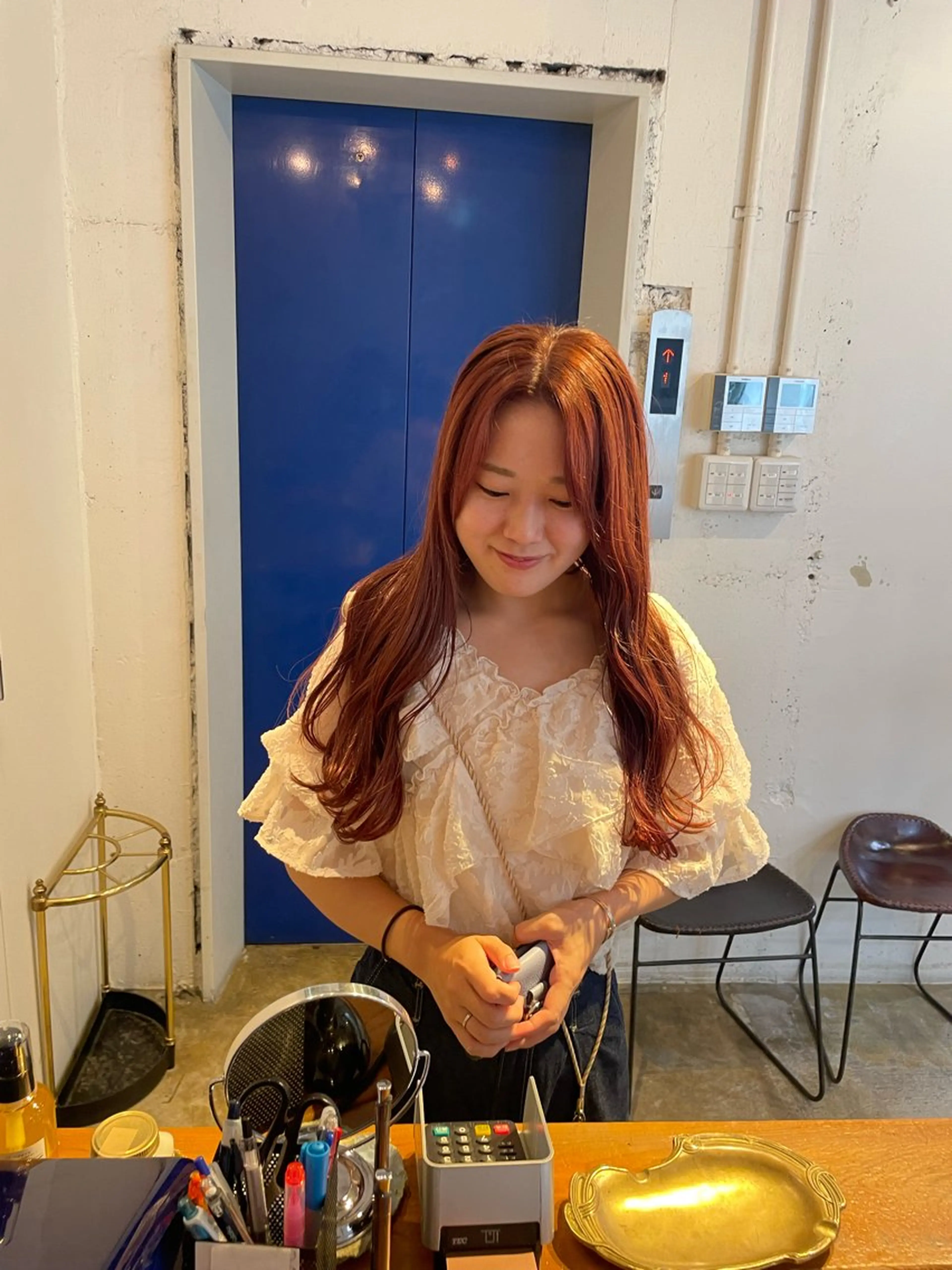 ロング カラー ベージュカラー ダブルカラー ピンクカラー ピンクベージュ ヘアカラー トリートメント MIOベージュカラー 柔らかいカラーのヘアスタイル