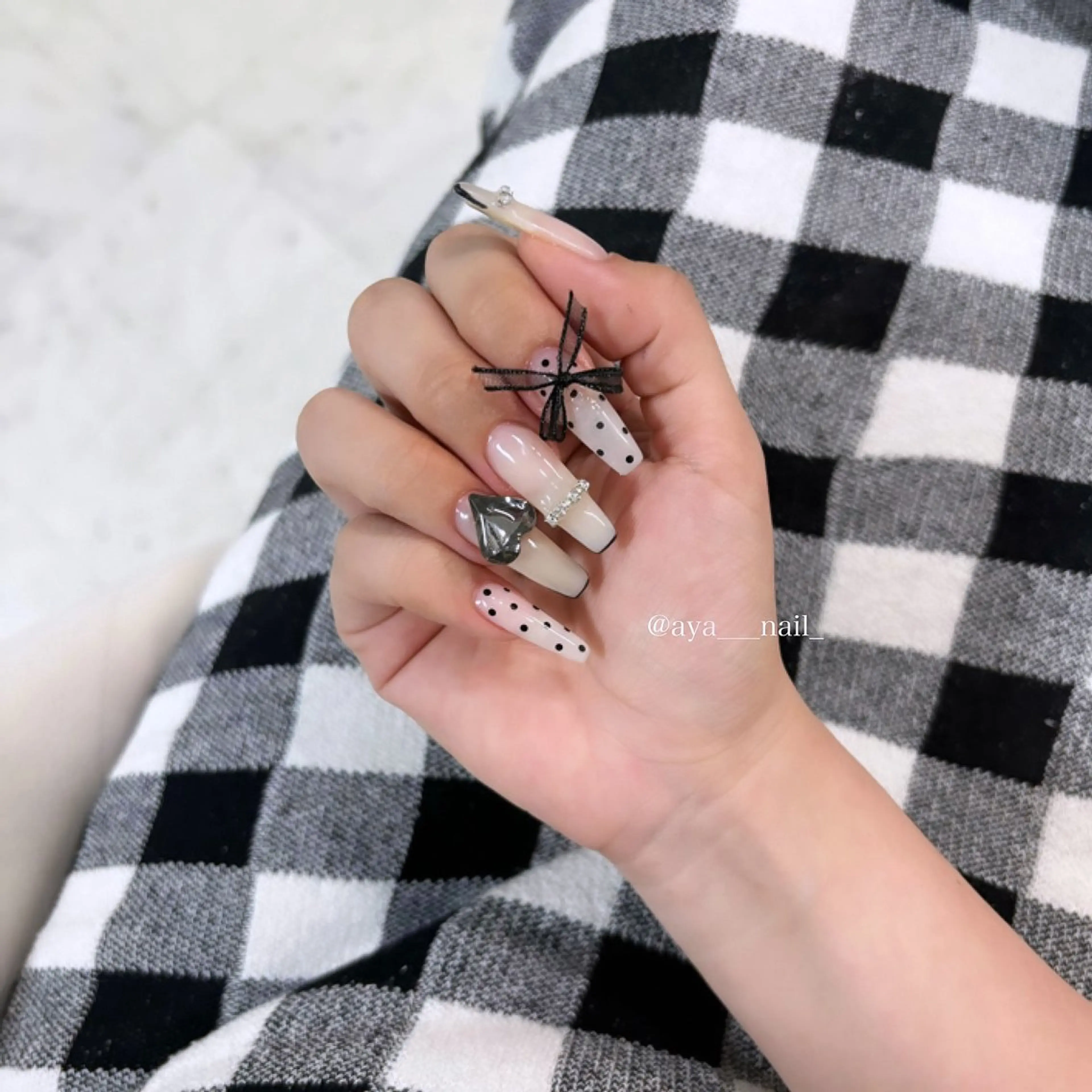 ネイル Roi〈ロワ〉 ayanaのネイルデザイン