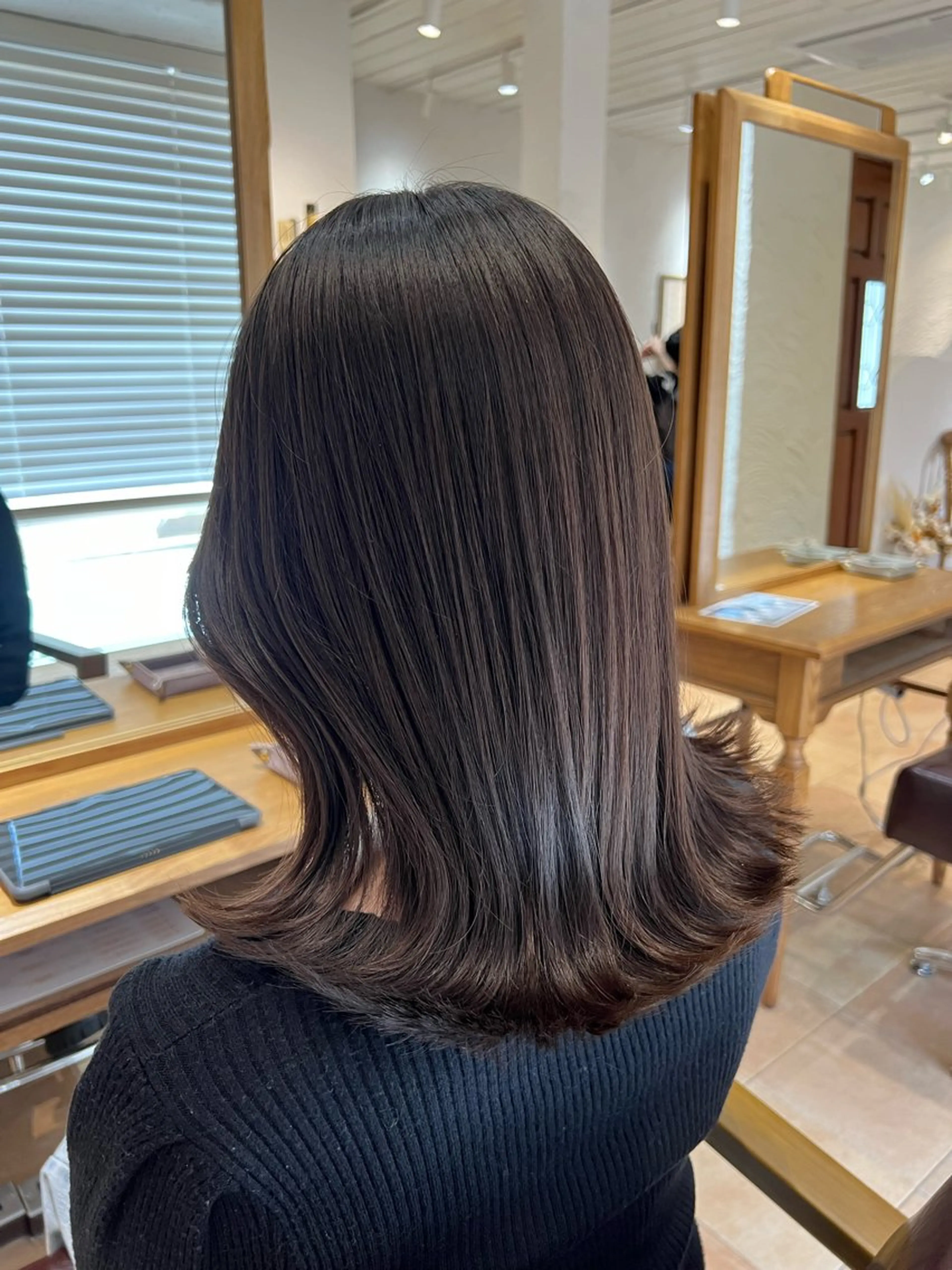 ミディアム カラー 🥀韓国ヘア🥀 宮津真菜のヘアスタイル