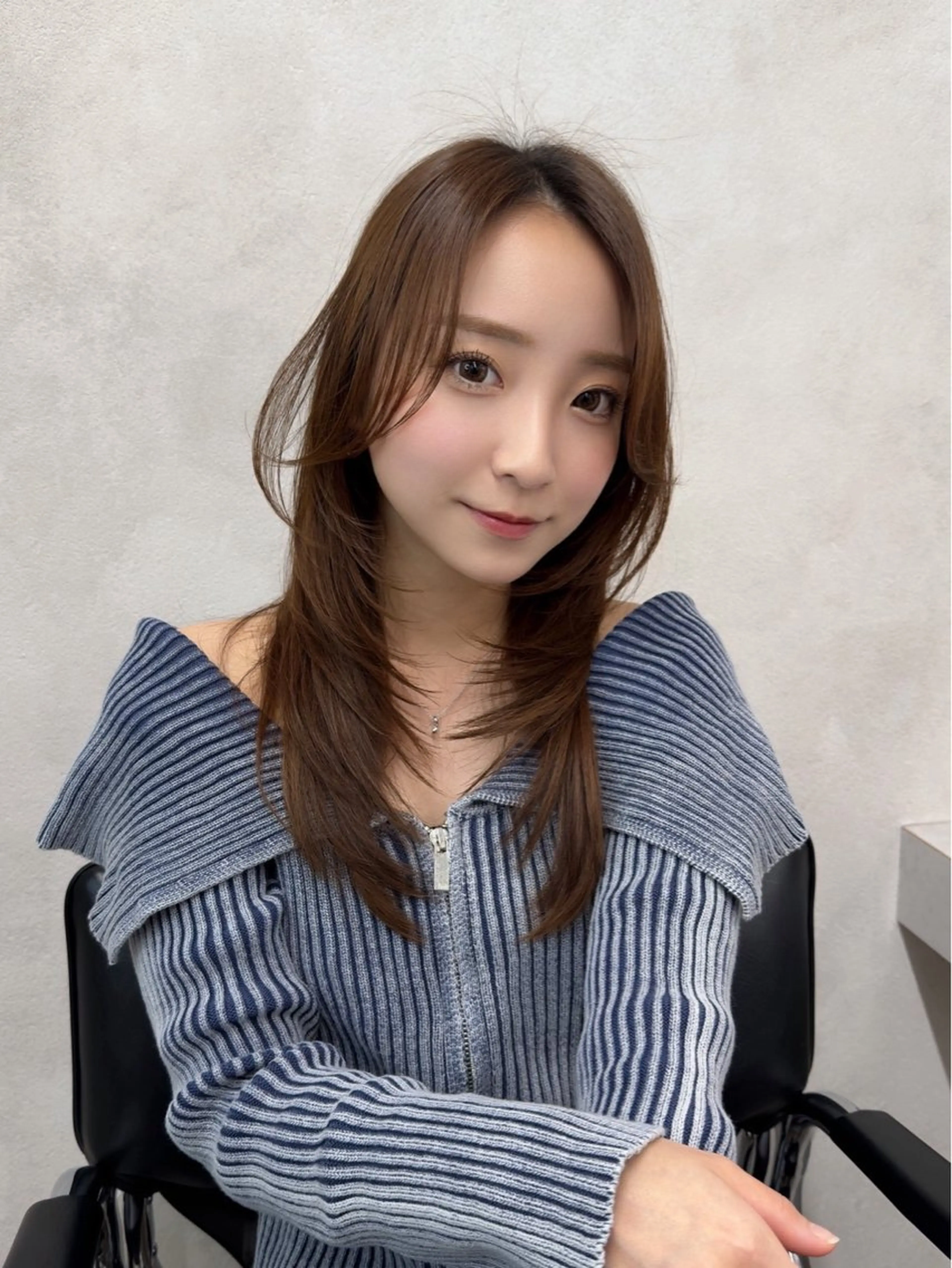 セミロング 韓国風ヘア レイヤーカット 似合わせカット 森貝 洋亮のヘアスタイル