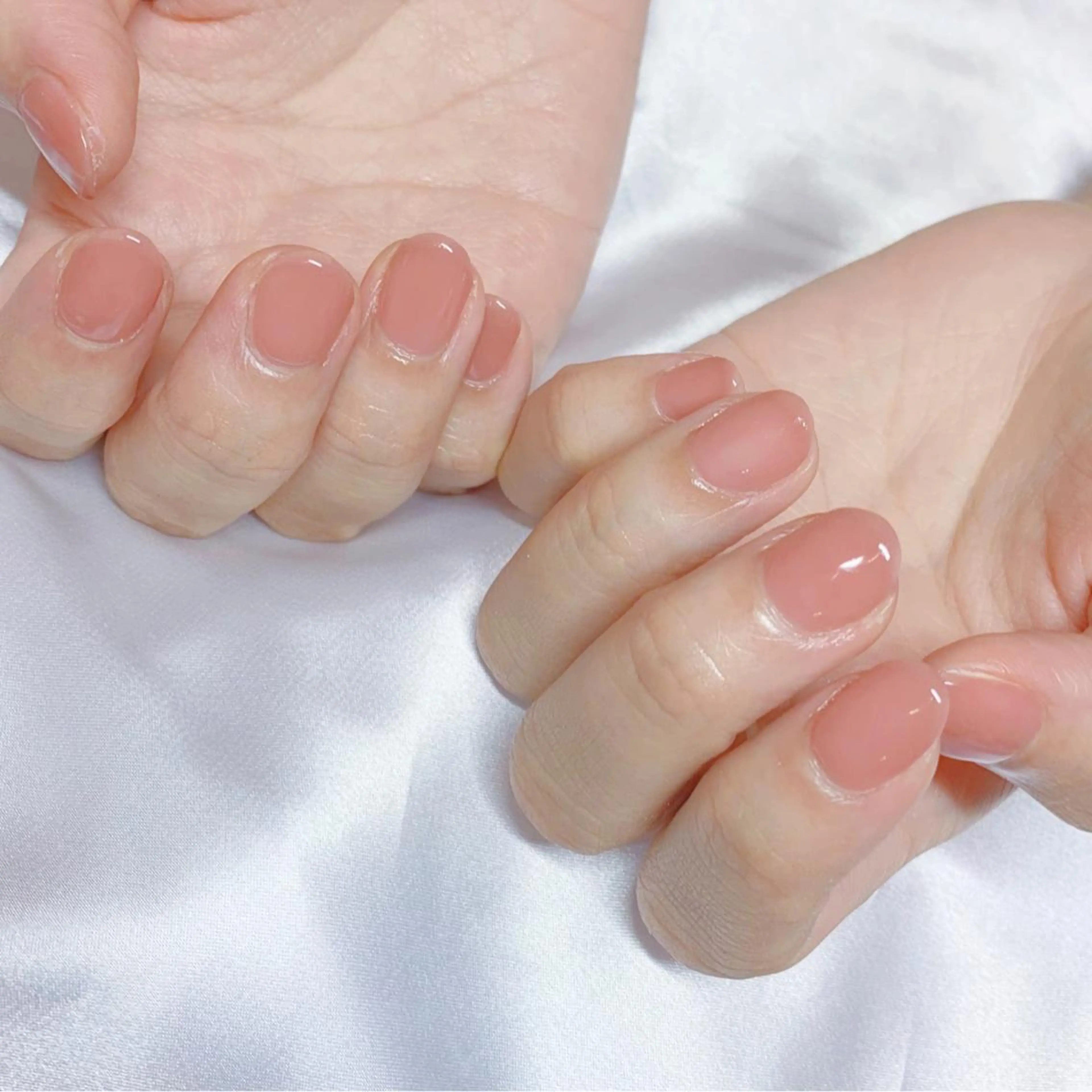 ネイル オーロラネイル フットネイル フレンチネイル ジェルネイル 韓国ネイル ハンドネイル ハンドケア 【ENサロン】 Rei🎀Nailのネイルデザイン