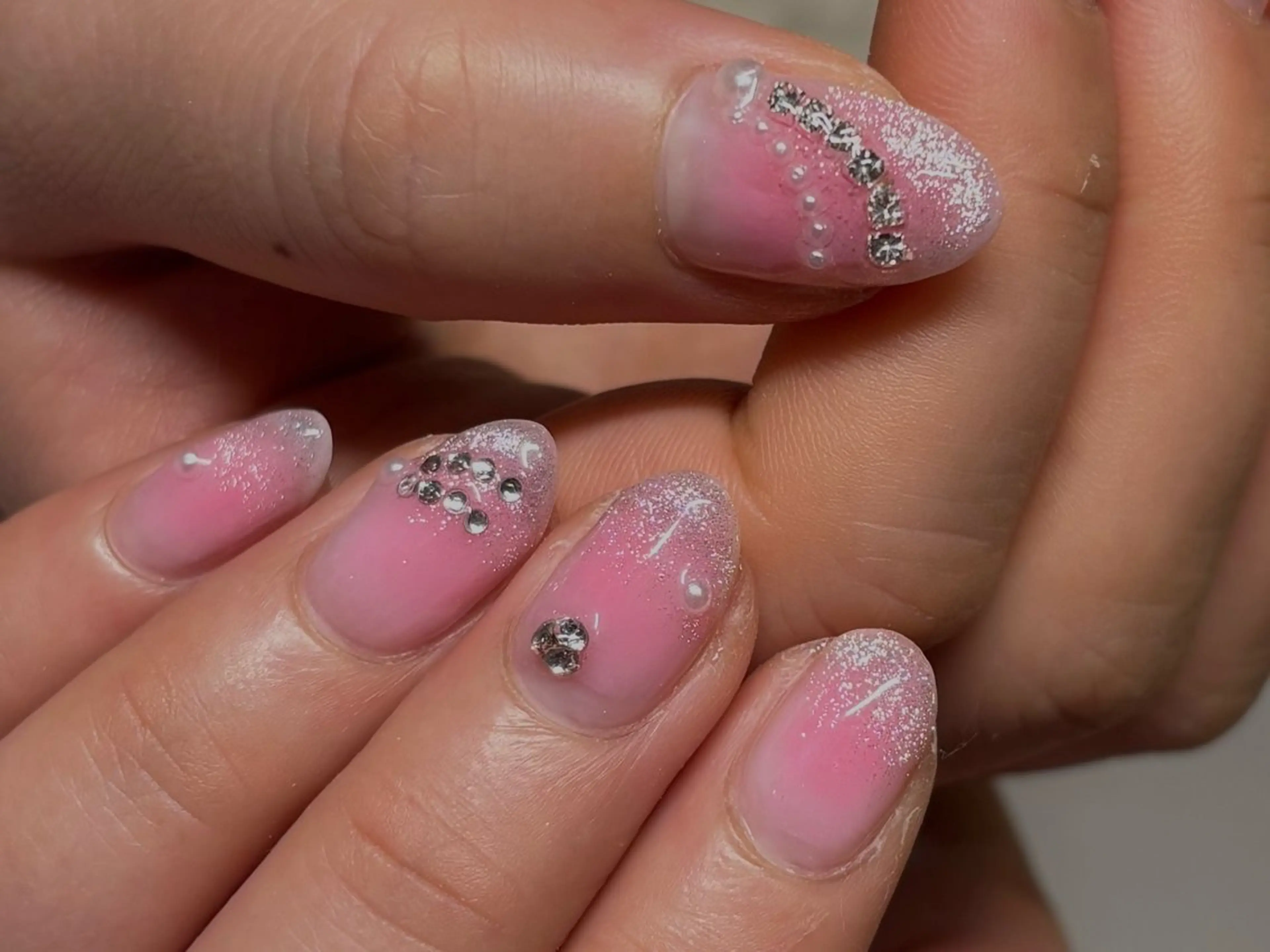 ネイル 🫧ユキ🫧 持込OK/平日夜&土のネイルデザイン