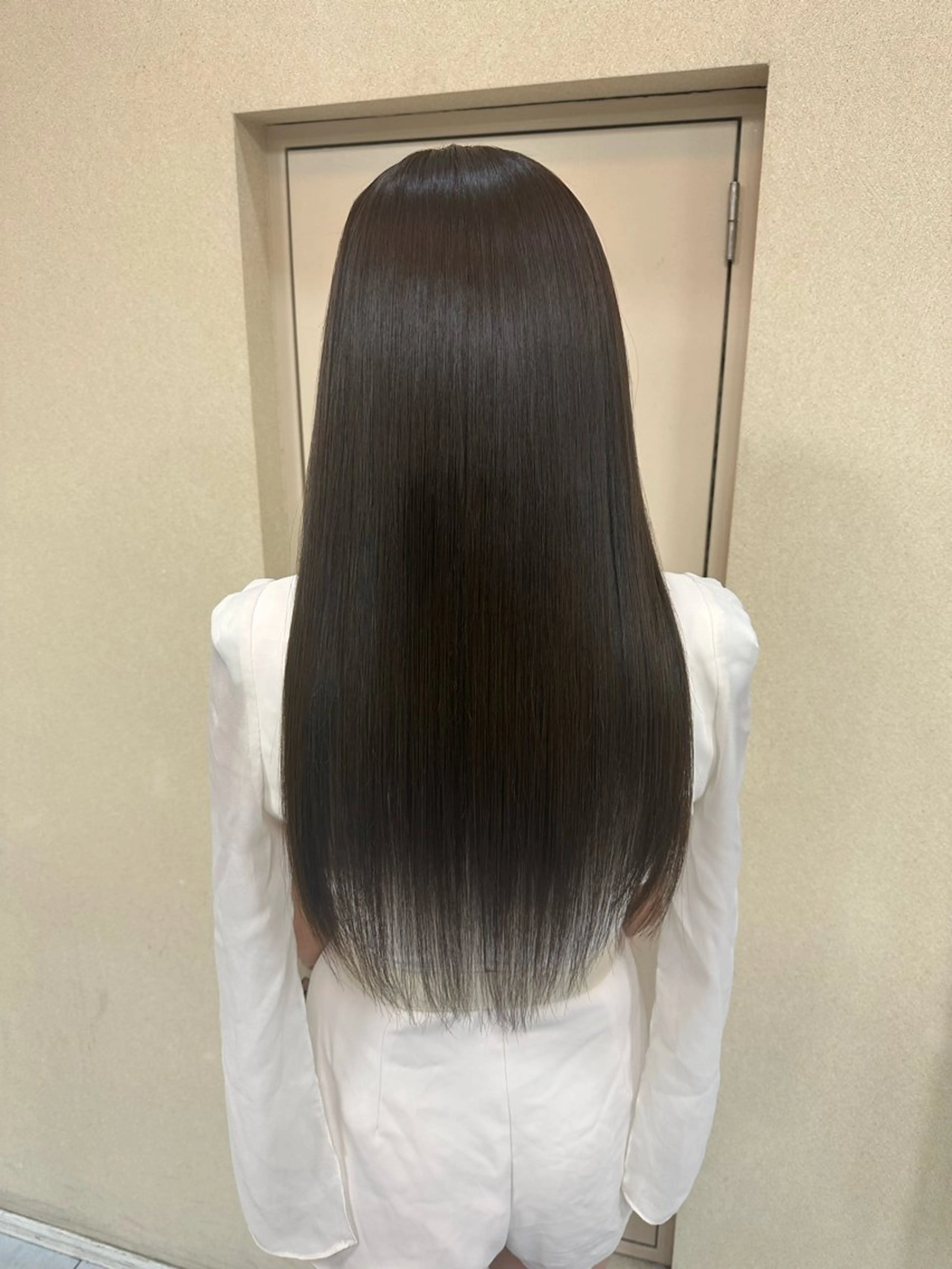 ロング カラー パーマ 縮毛矯正 トリートメント 髪質改善/縮毛矯正 /ブリーチ矯正/岡部のヘアスタイル