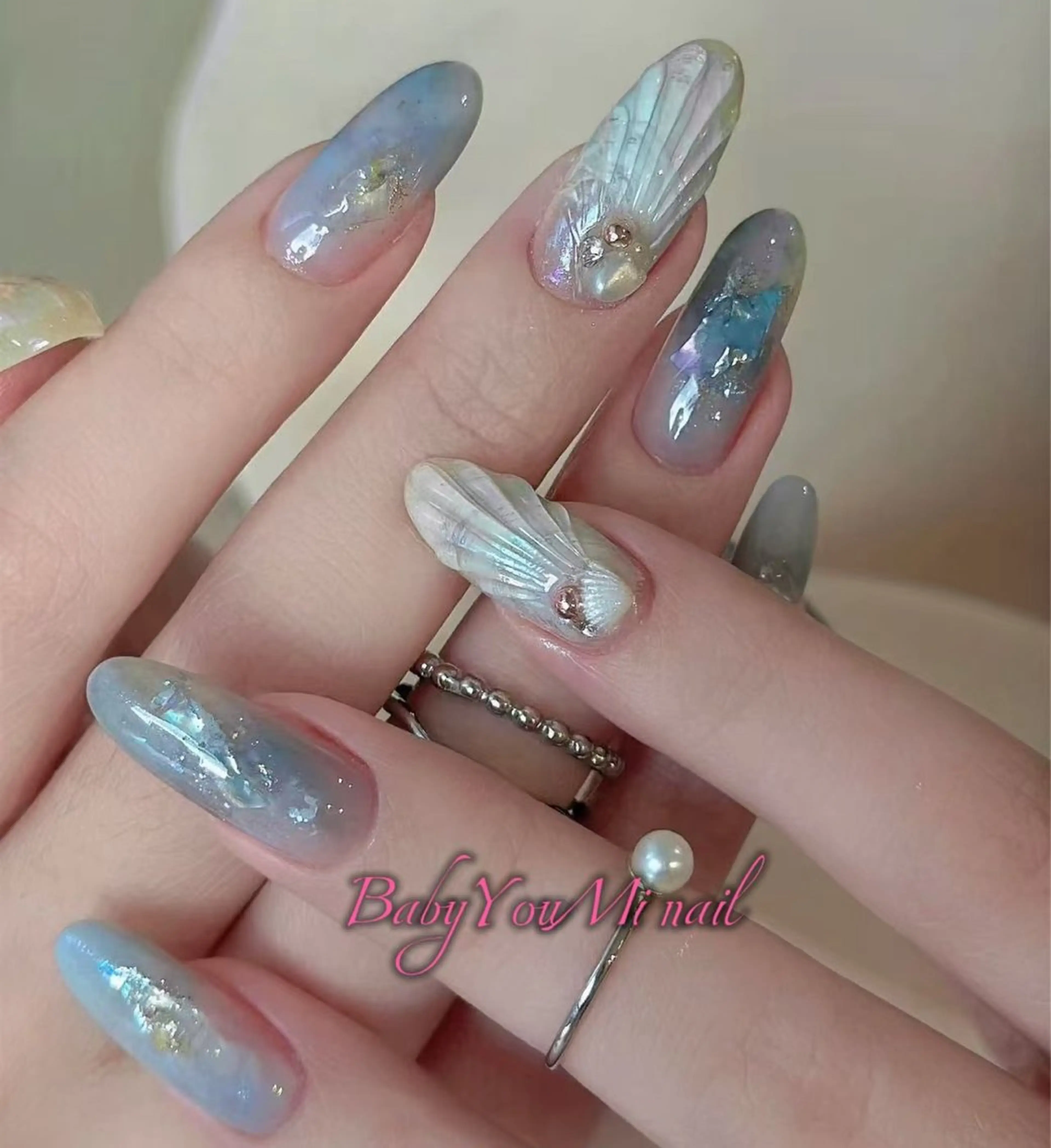 ネイル オーロラネイル フラワーネイル フットネイル フレンチネイル ジェルネイル ハンドネイル BabyYouMi nailのネイルデザイン