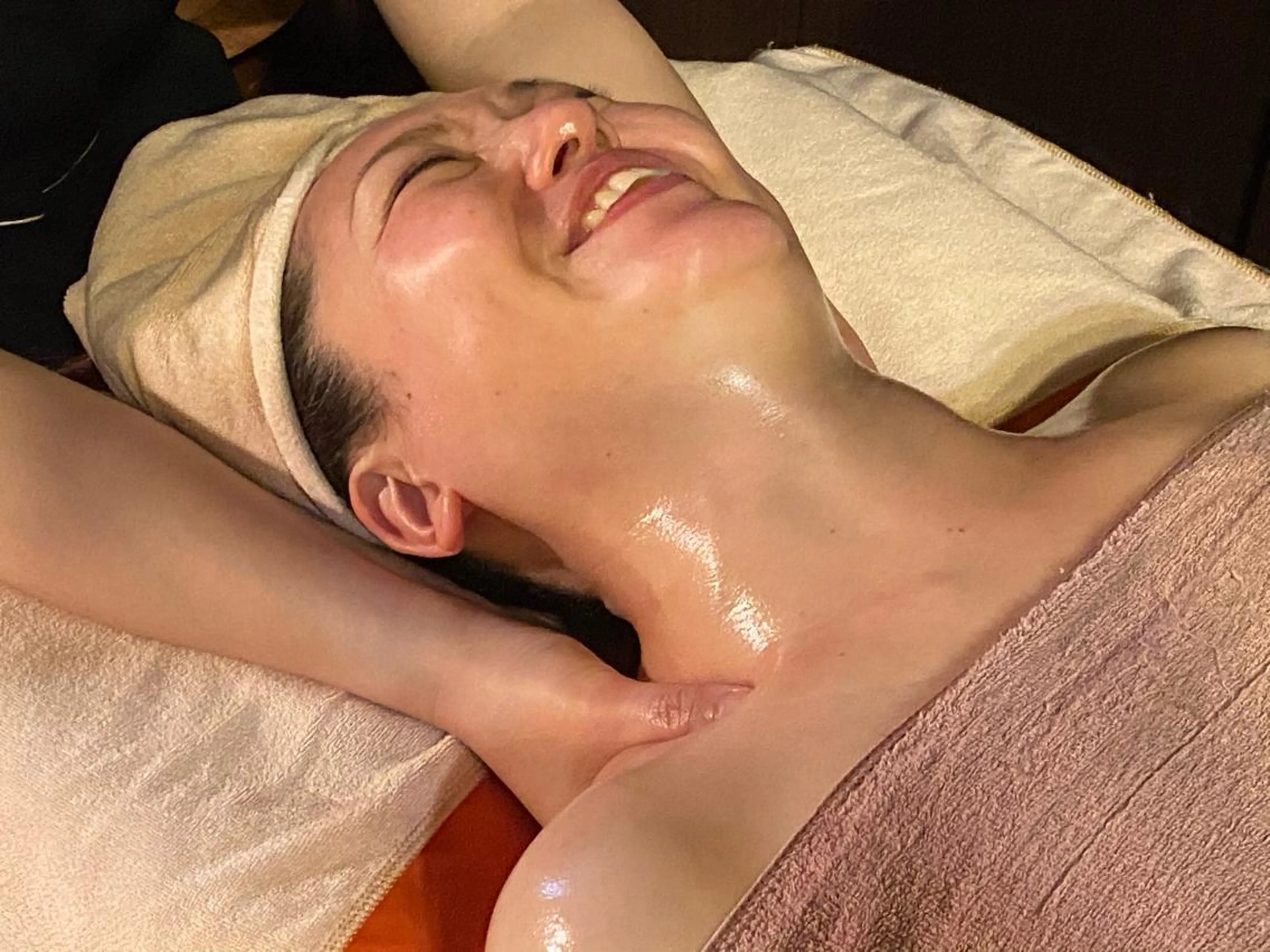 Mandarin Orange所属・毛穴から始める肌メン テマンダリンオレンジのエステ・リラクイメージ