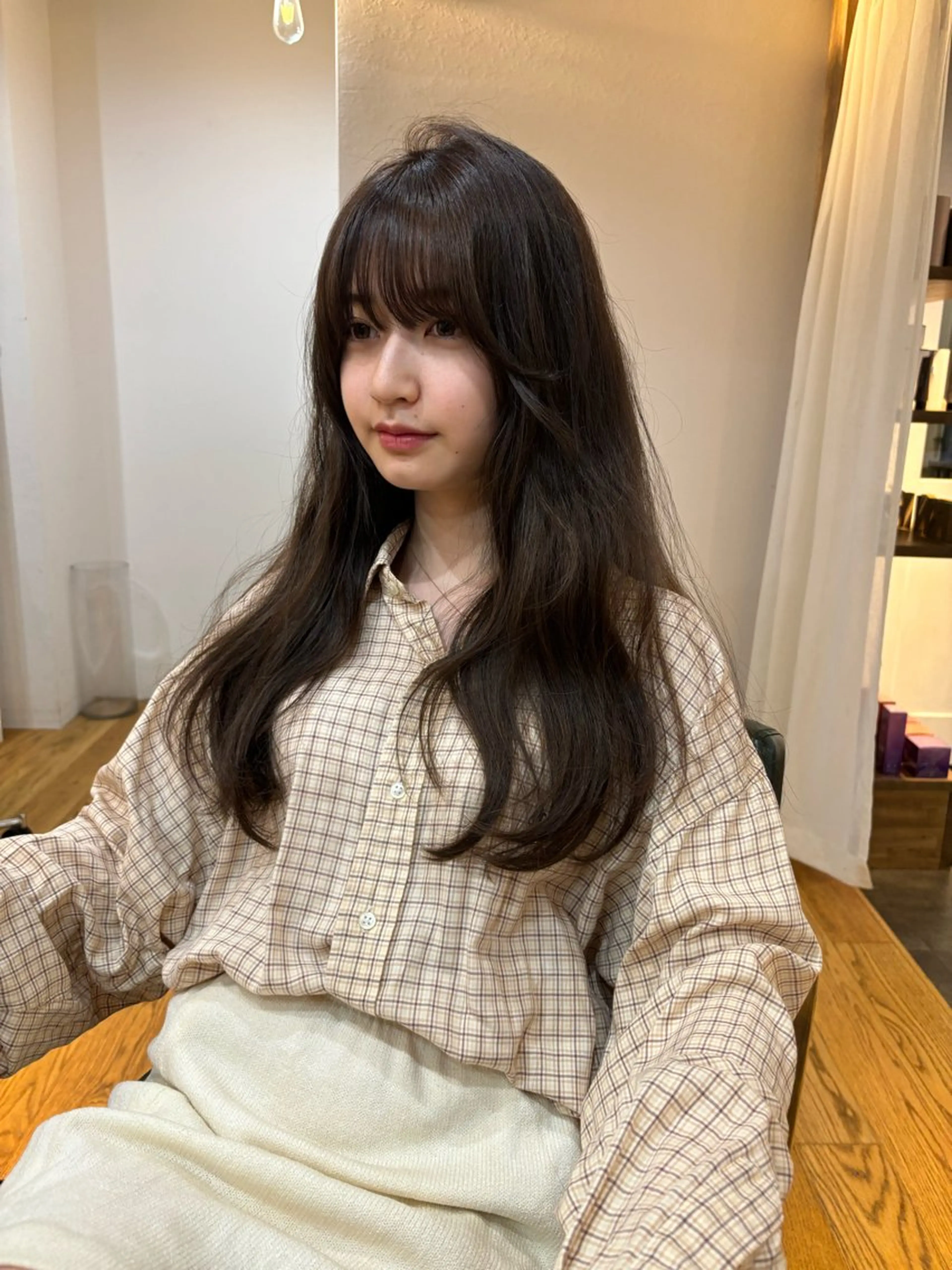 ミディアム 林　蓮／レイヤー /透明感カラーのヘアスタイル