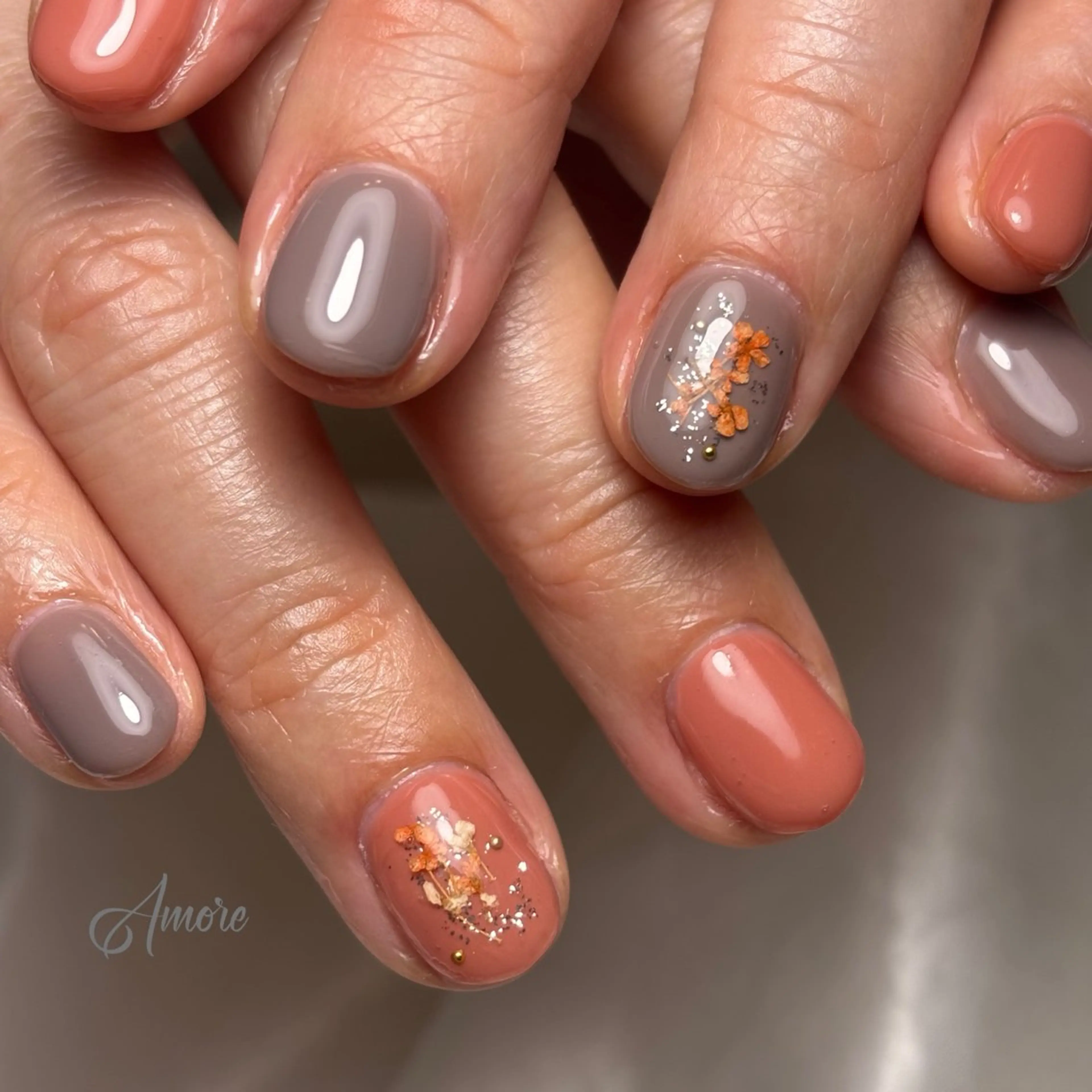 ネイル ジェルネイル キラキラネイル 韓国ネイル マグネットネイル パラジェル You kyehwaのネイルデザイン