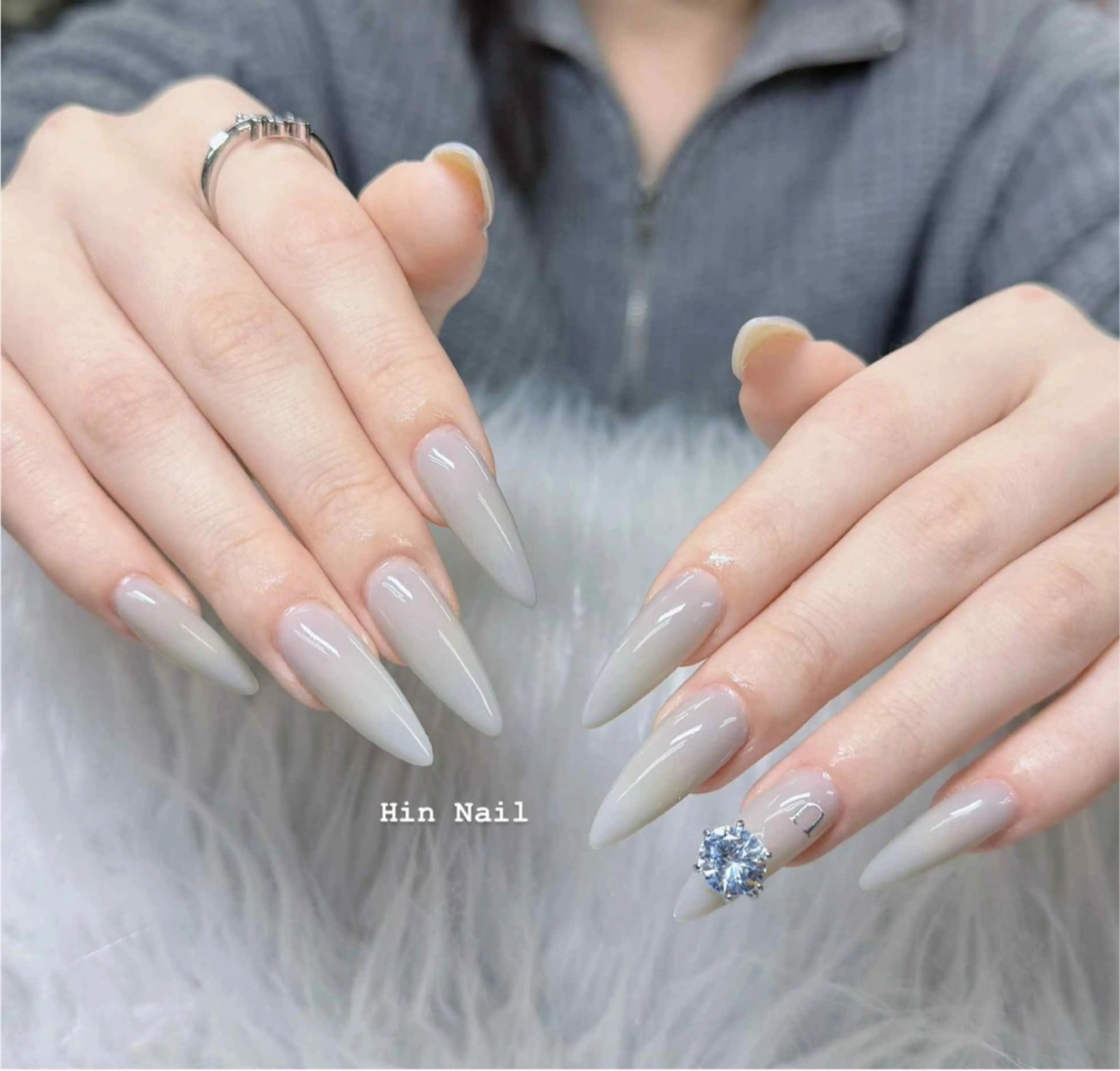 ネイル ハンドネイル HIN NAILのネイルデザイン
