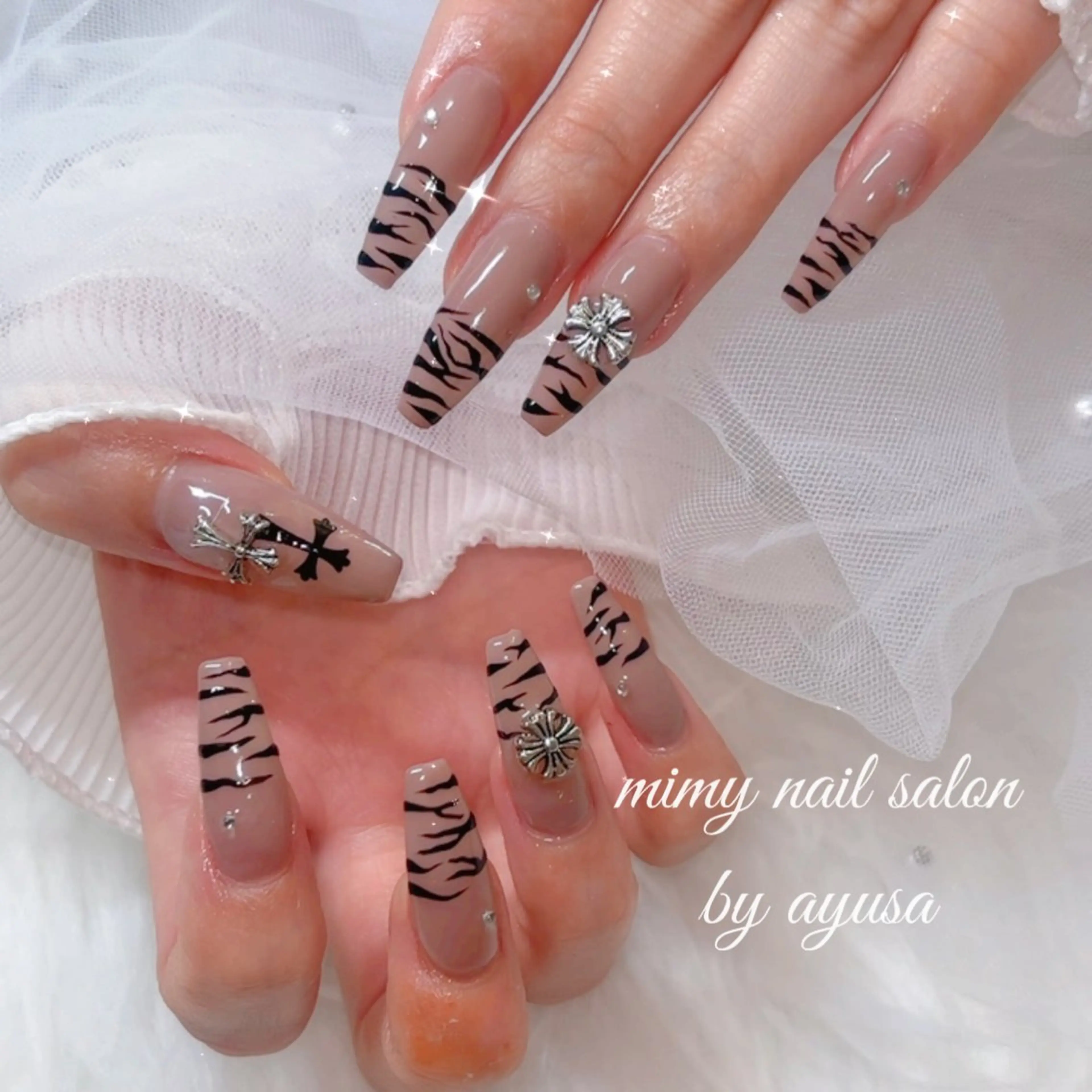 ネイル アニマル柄 ハンドネイル mimy ayusaのネイルデザイン