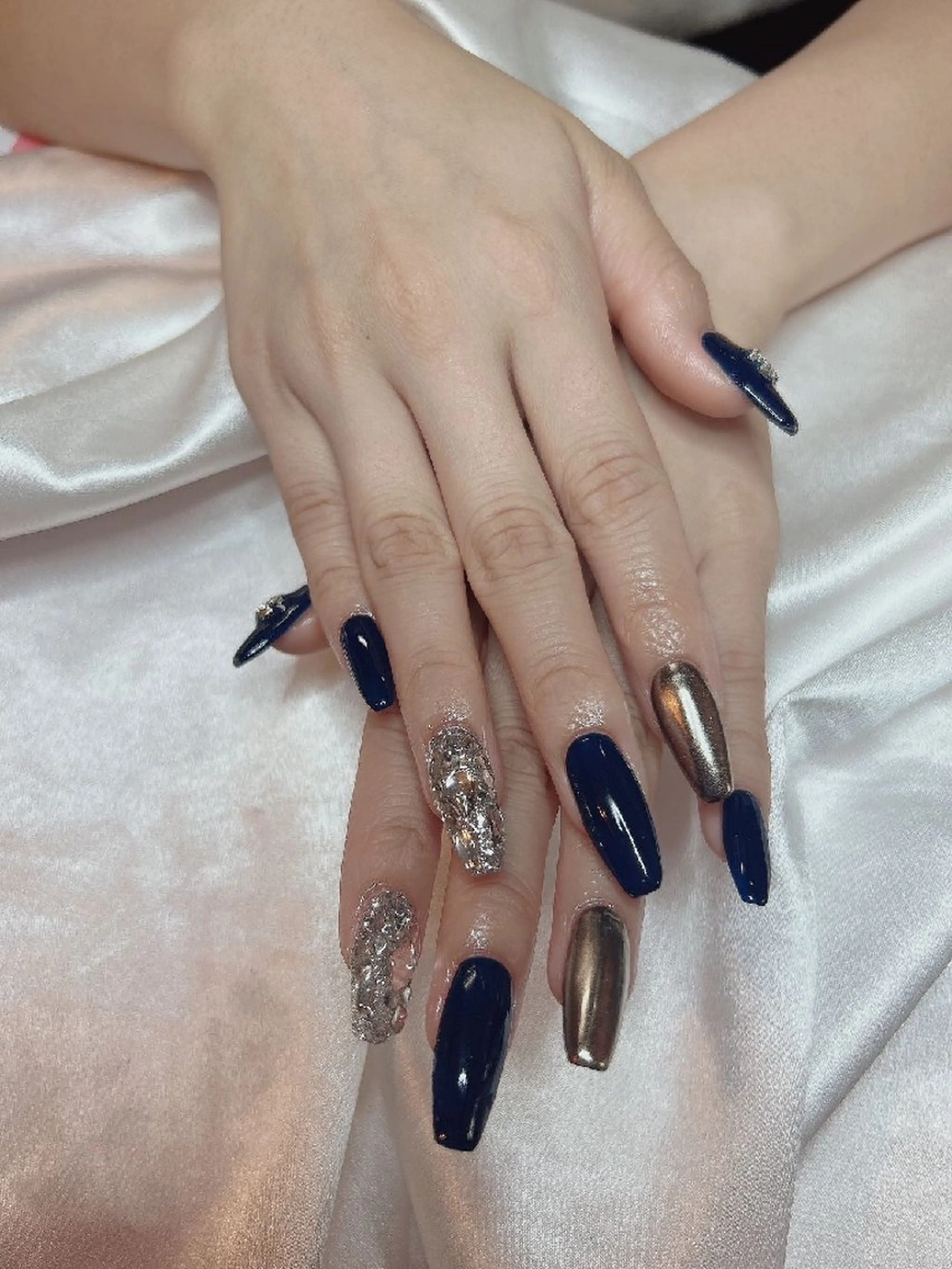 ネイル ENsalon AKIRAのネイルデザイン