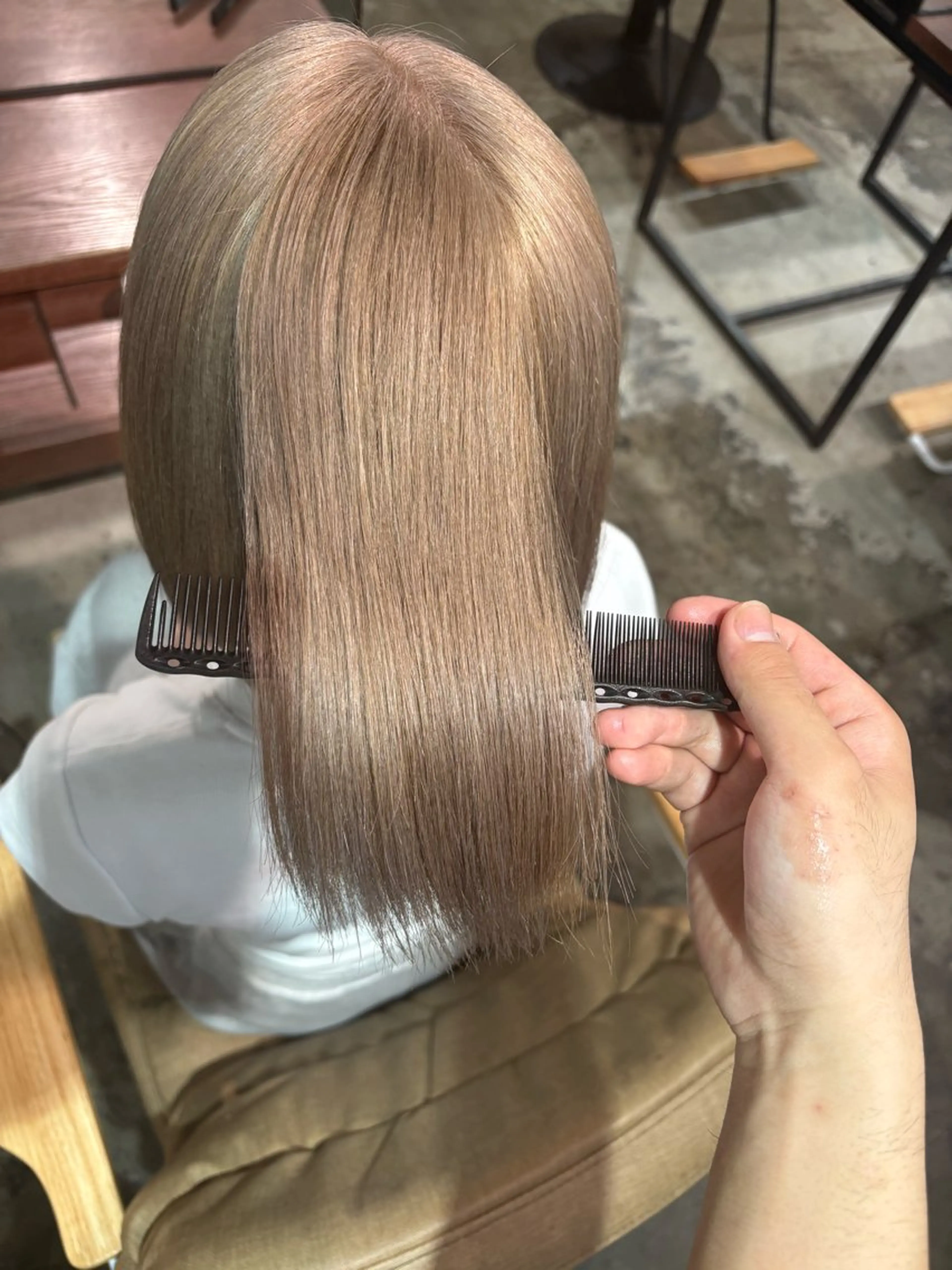 セミロング 最新ケアカラー 髪質改善YUTOのヘアスタイル