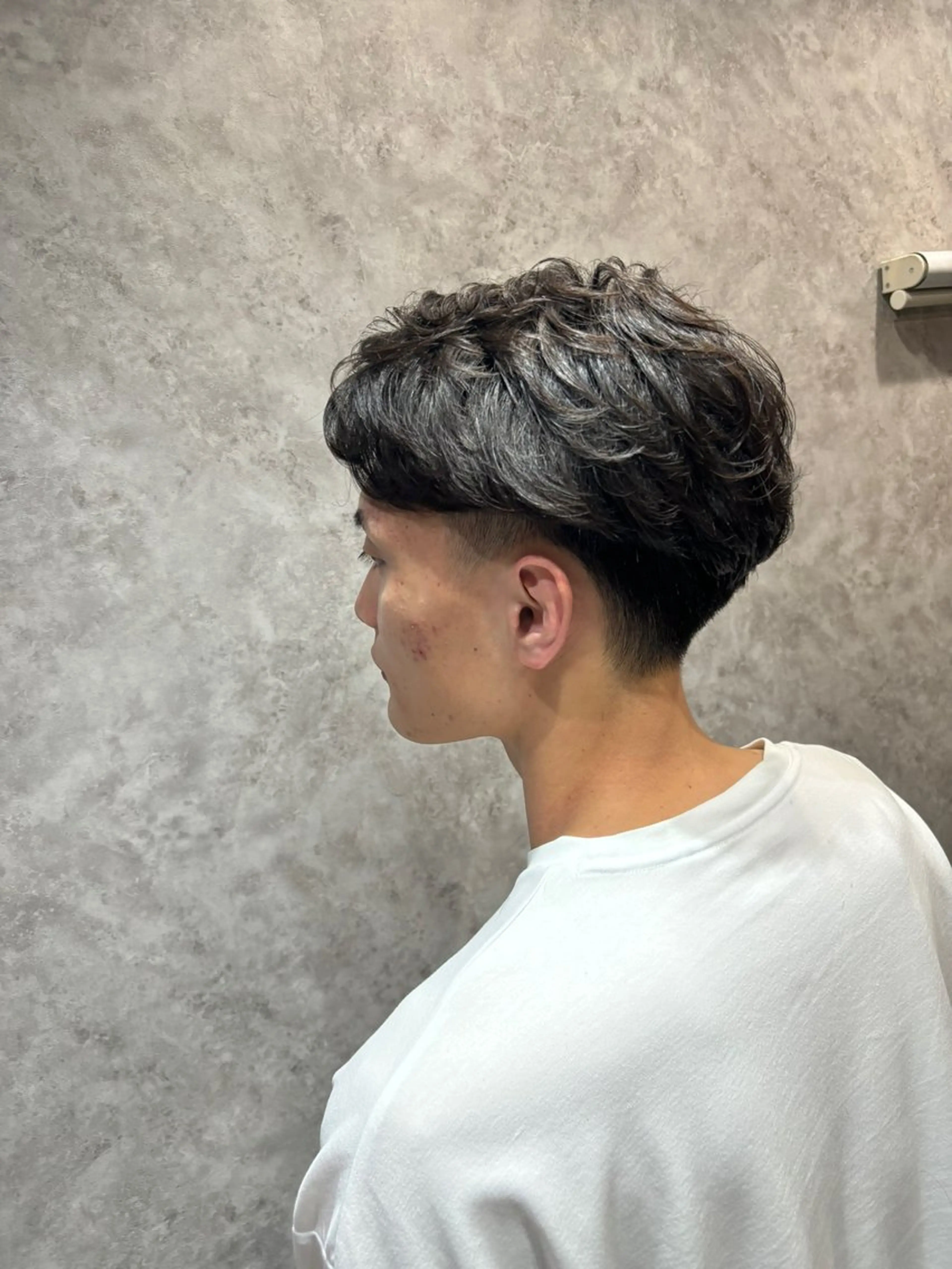 ショート メンズ メンズパーマ カット パーマ 福澤玲央／博多／千代 ／メンズカットのヘアスタイル