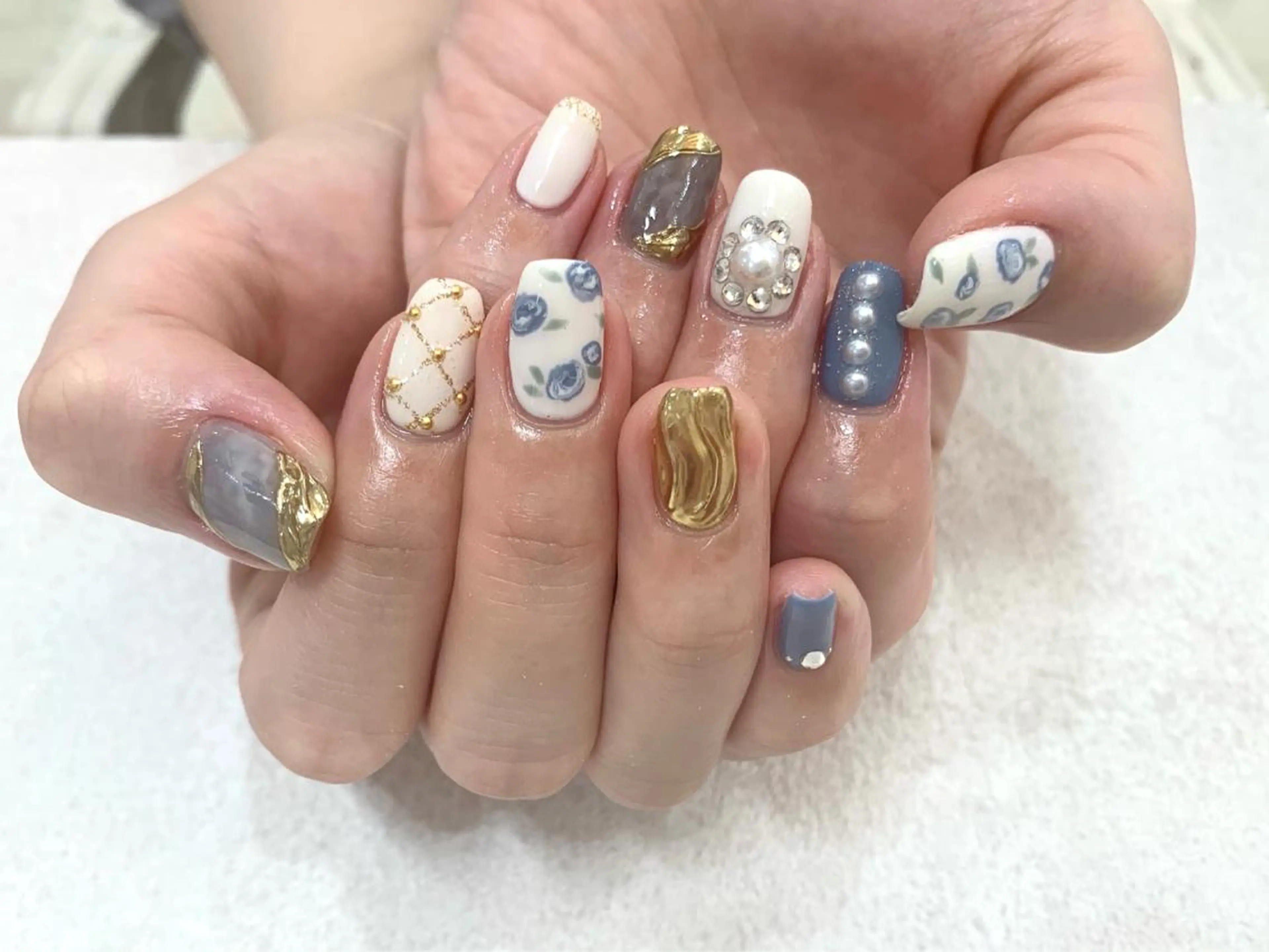 ネイル アートネイル nailist kanae🦖のネイルデザイン