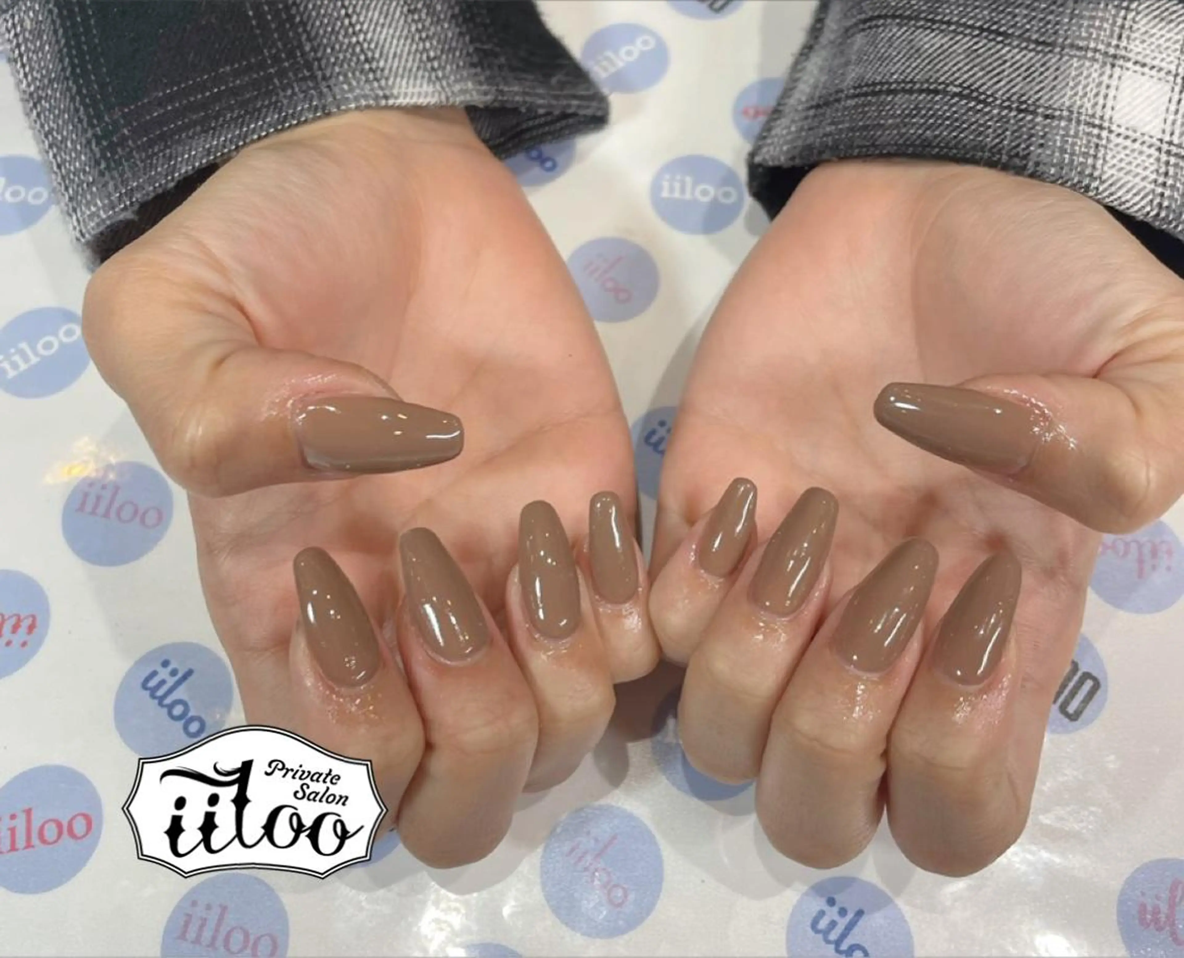 ネイル iiloo aromaworksのネイルデザイン