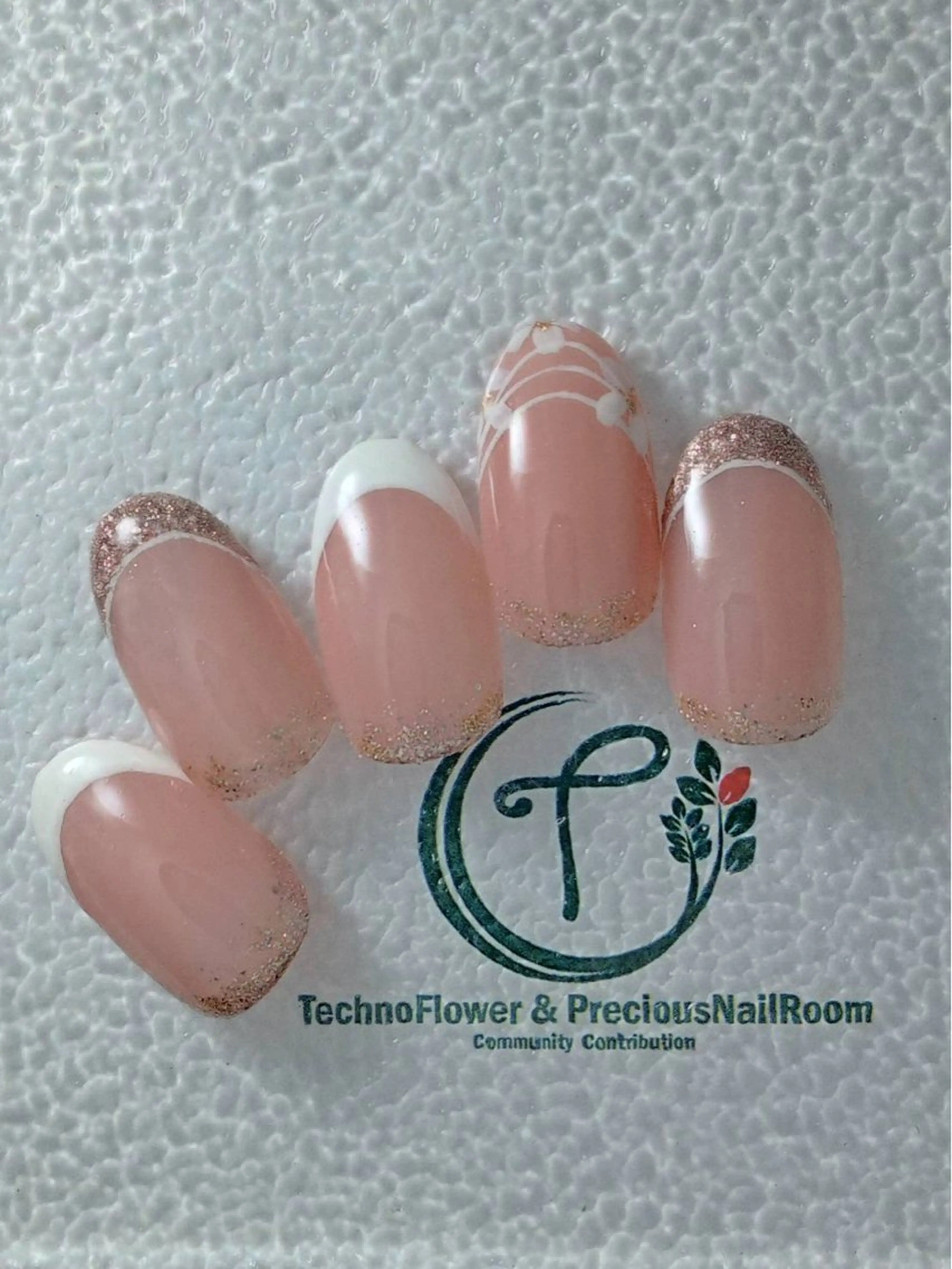 ネイル フラワーネイル precious nail room所属・precious nail  roomのネイルデザイン