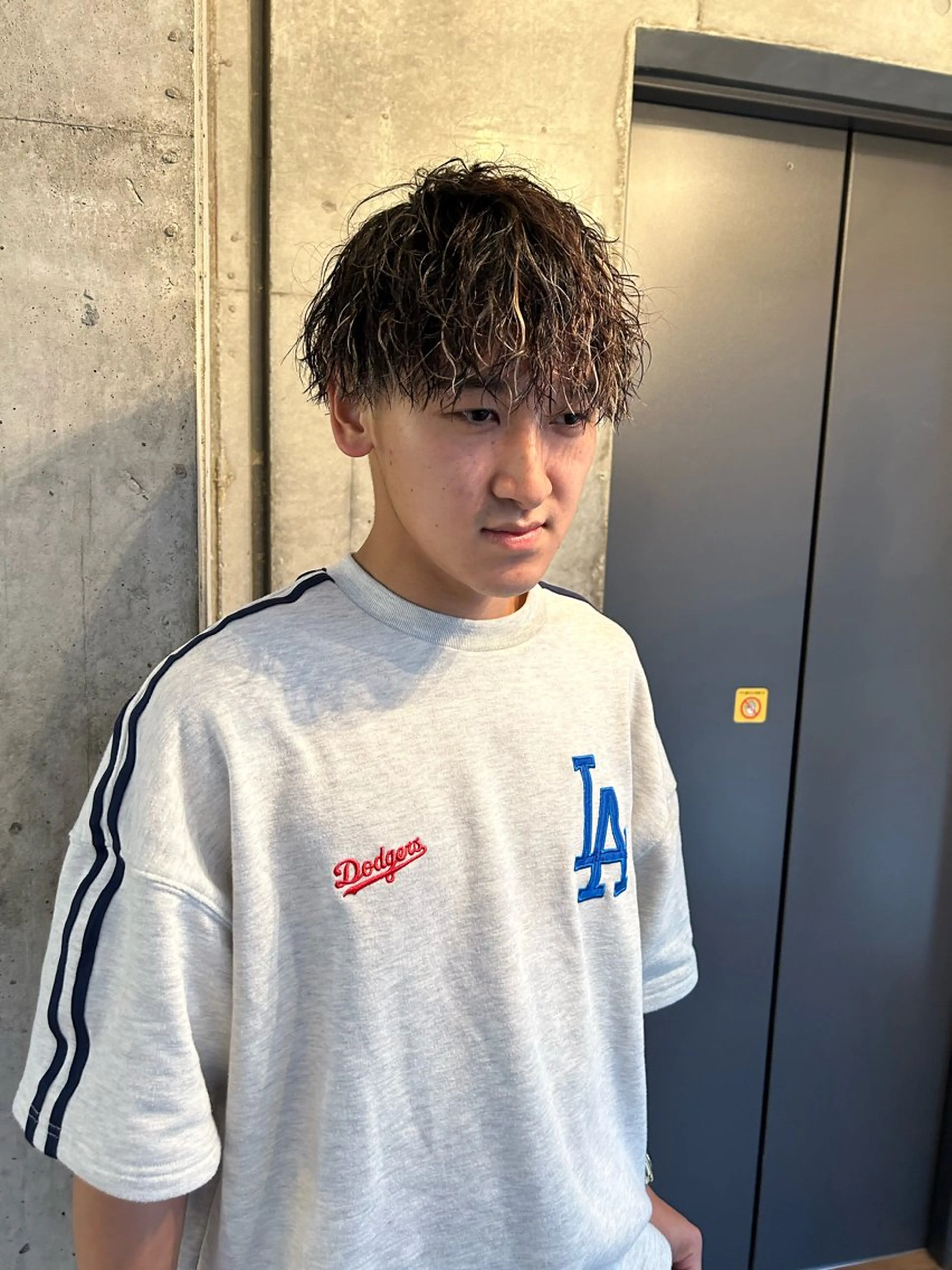 カラー メンズ カット ヘアカラー パーマ トリートメント 🎨デザイン🥇 美髪・艶髪　日暮千敬のヘアスタイル