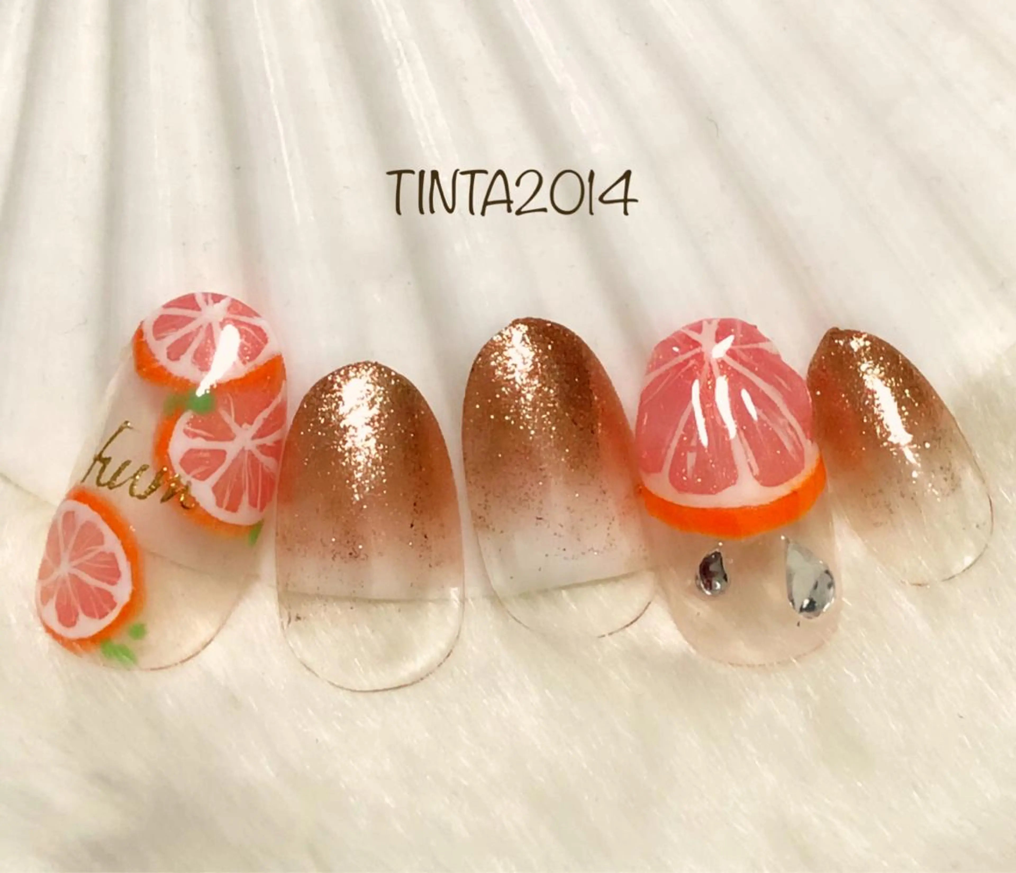 ネイル オレンジ ネイルサロン ティンタ所属・馬場 典子のネイルデザイン