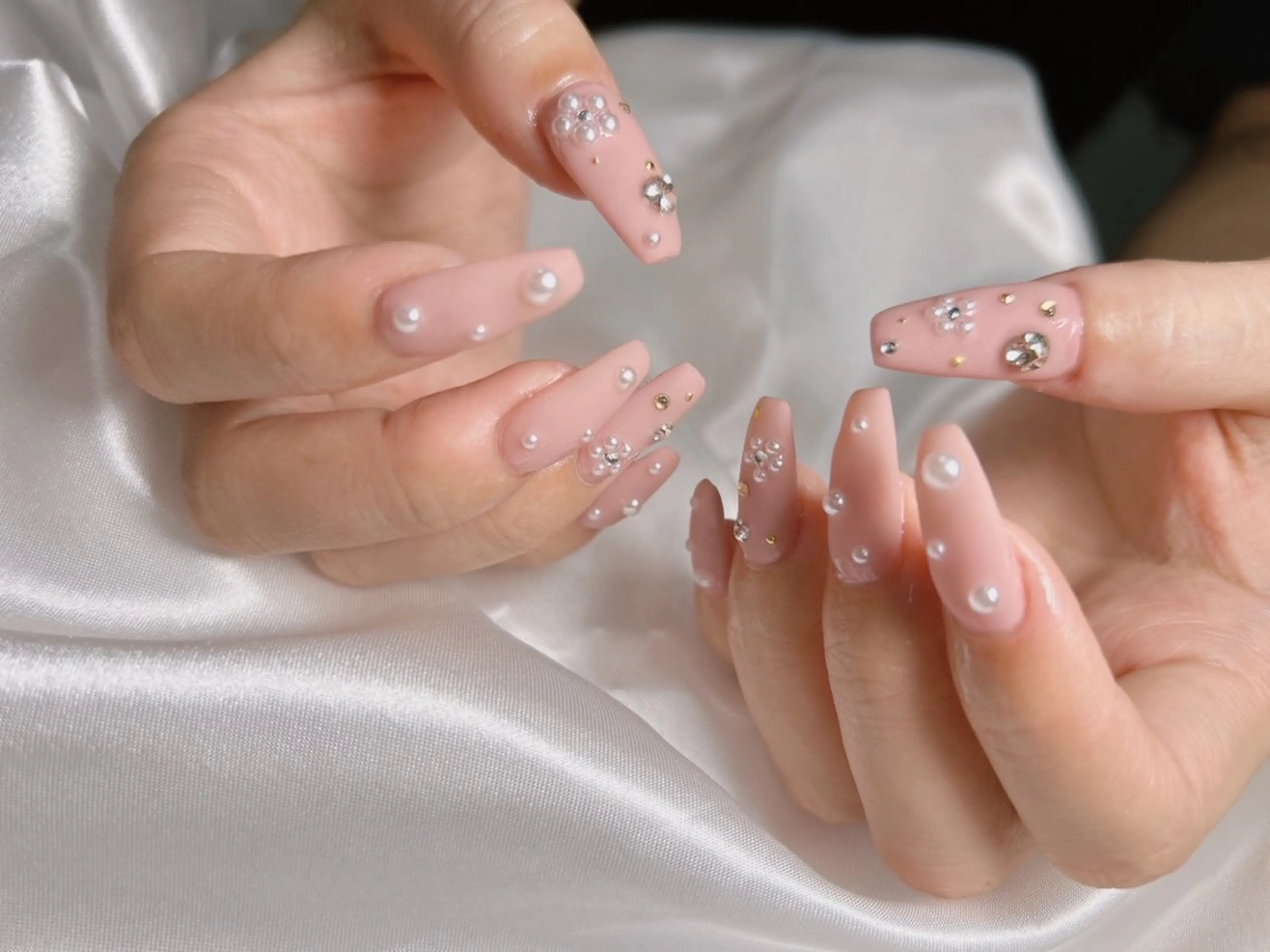 ネイル マットネイル ハンドネイル junna のぞいてねのネイルデザイン