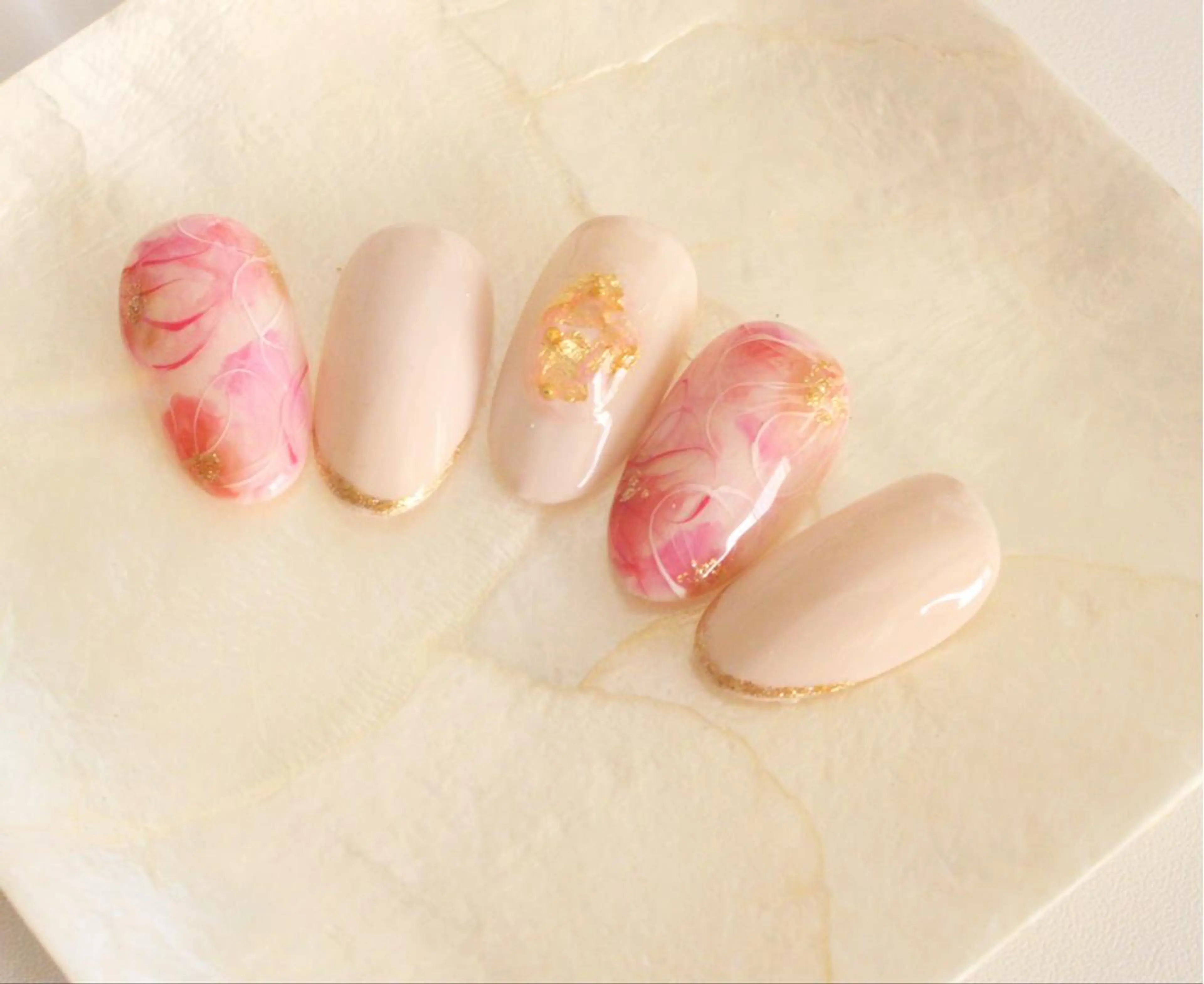 ネイル 塚田 由香里のネイルデザイン