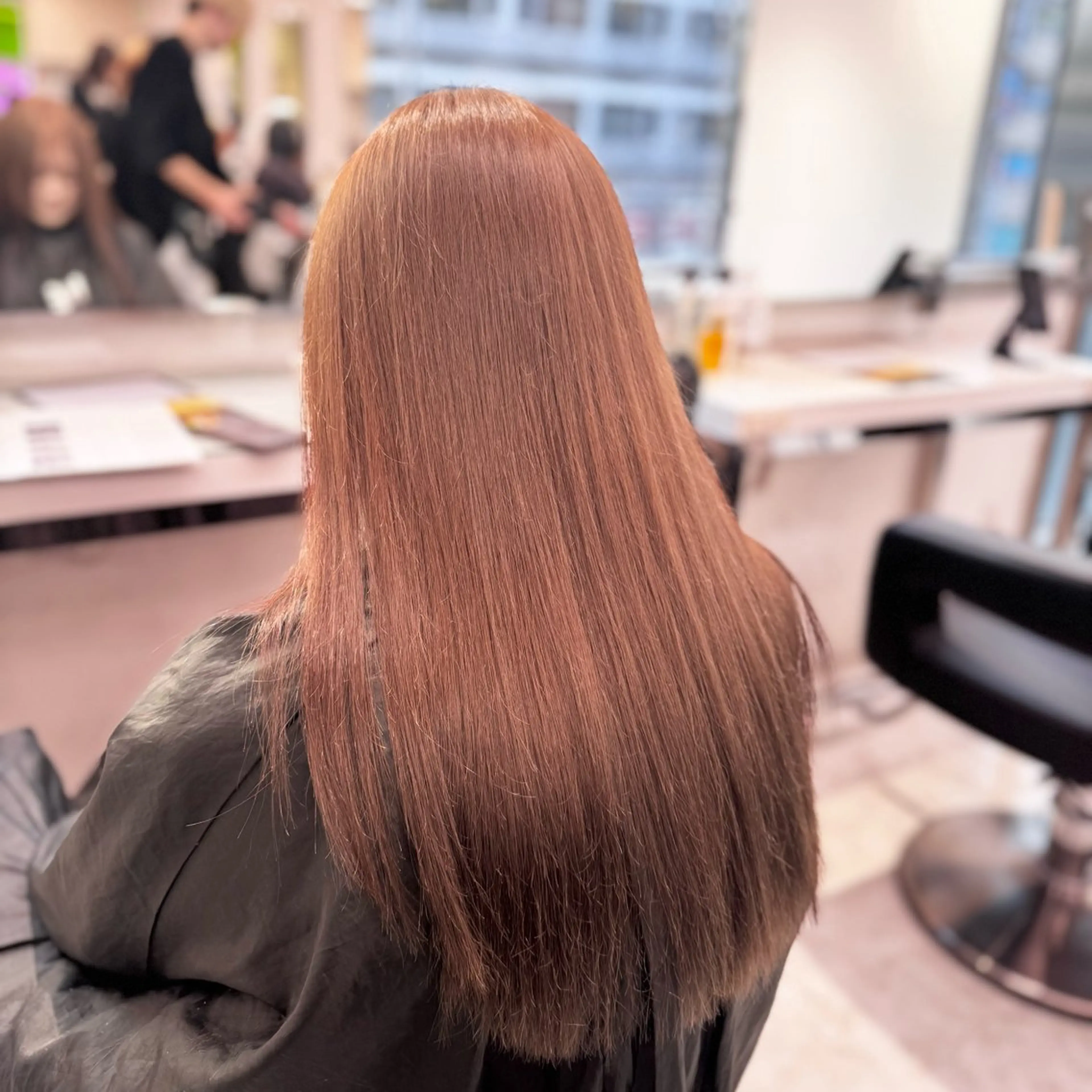 ロング カラー ヘアアレンジ カット 縮毛矯正 ヘアセット 透け上品ハイトーン 職人ゆうと🤍のヘアスタイル