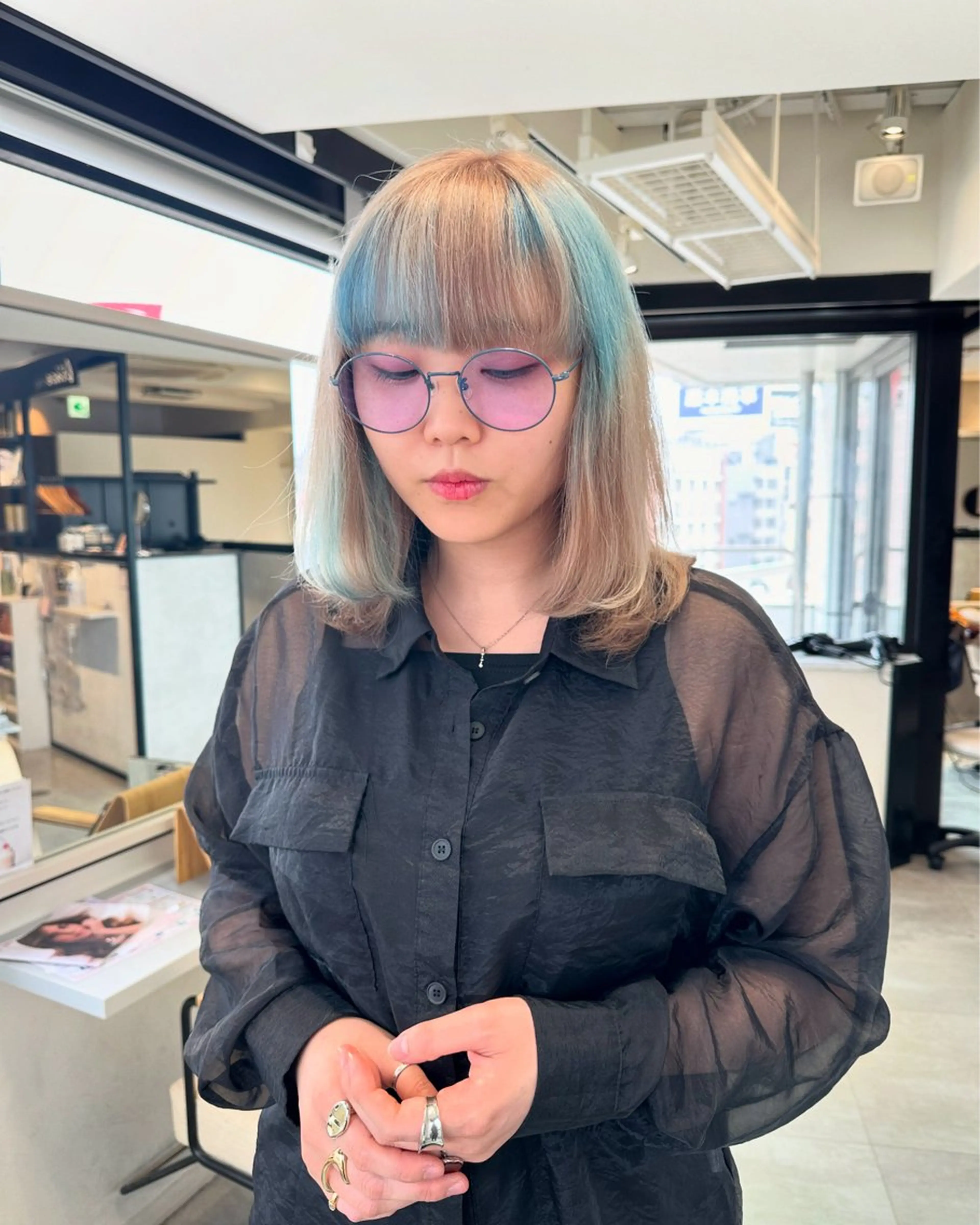 ミディアム カラー Maria 梅田/デザインカラーのヘアスタイル