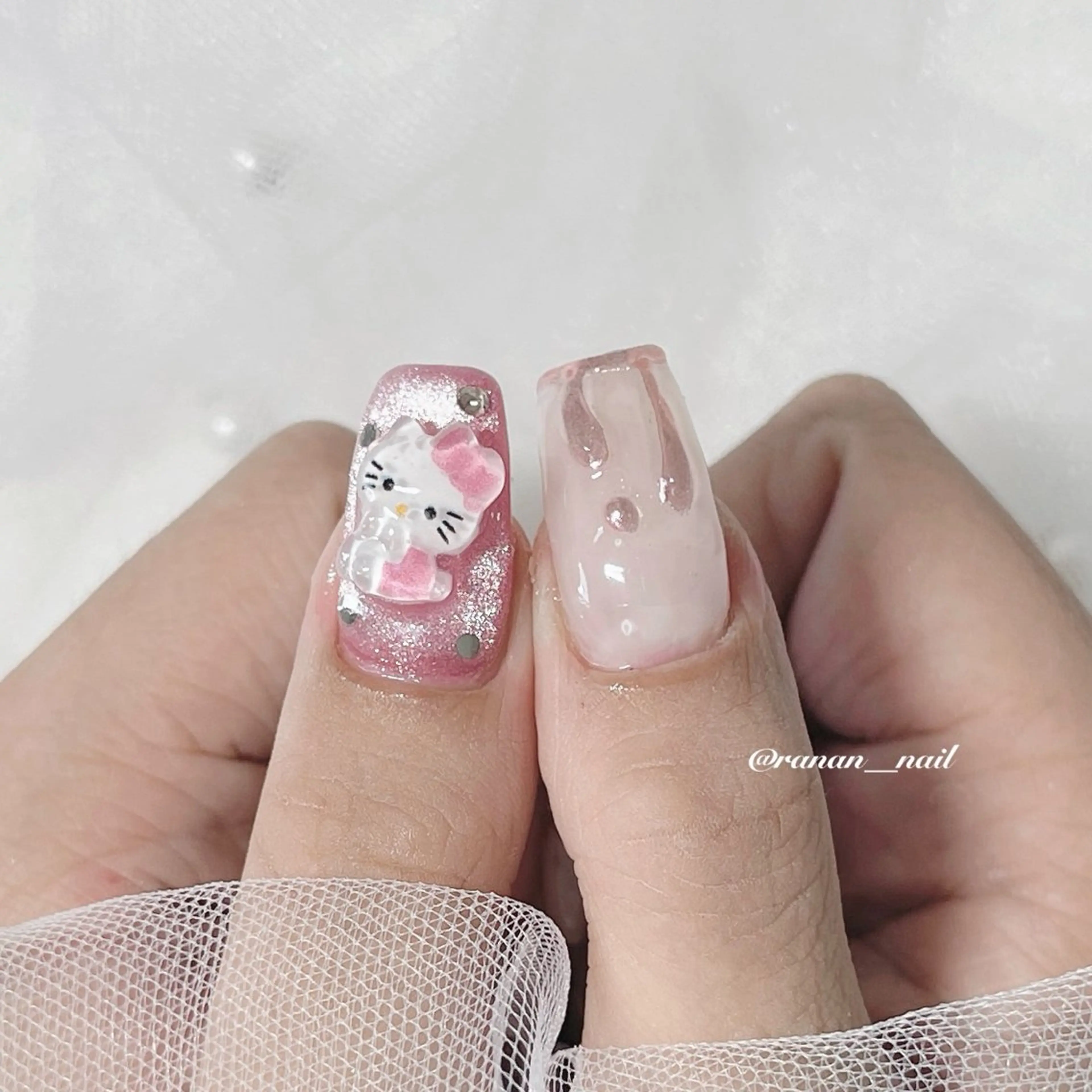 ネイル アートネイル 𝓇𝒶𝓃𝒶𝓃 𝓃𝒶𝒾𝓁のネイルデザイン