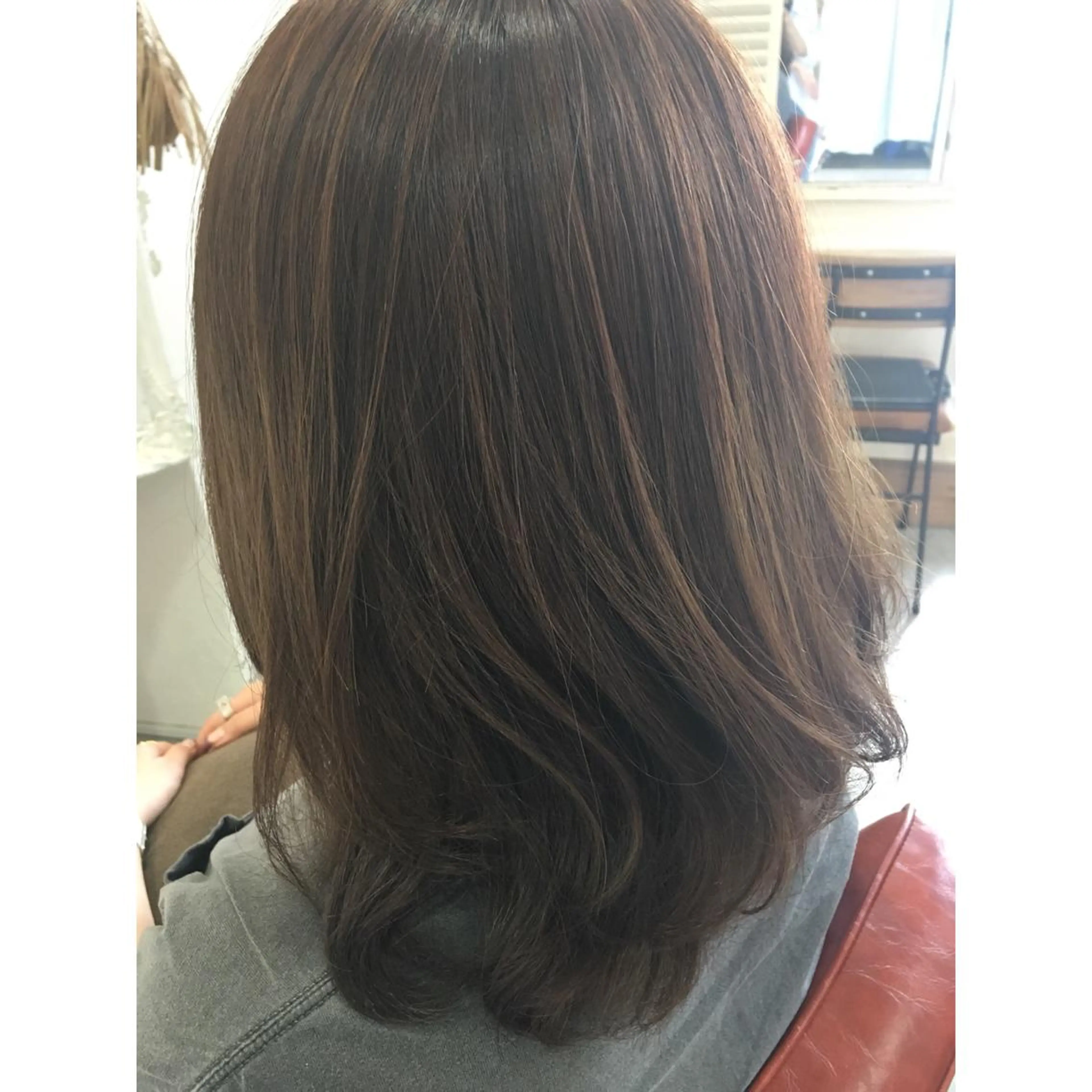 セミロング カラー カット ヘアカラー fio マナミのヘアスタイル