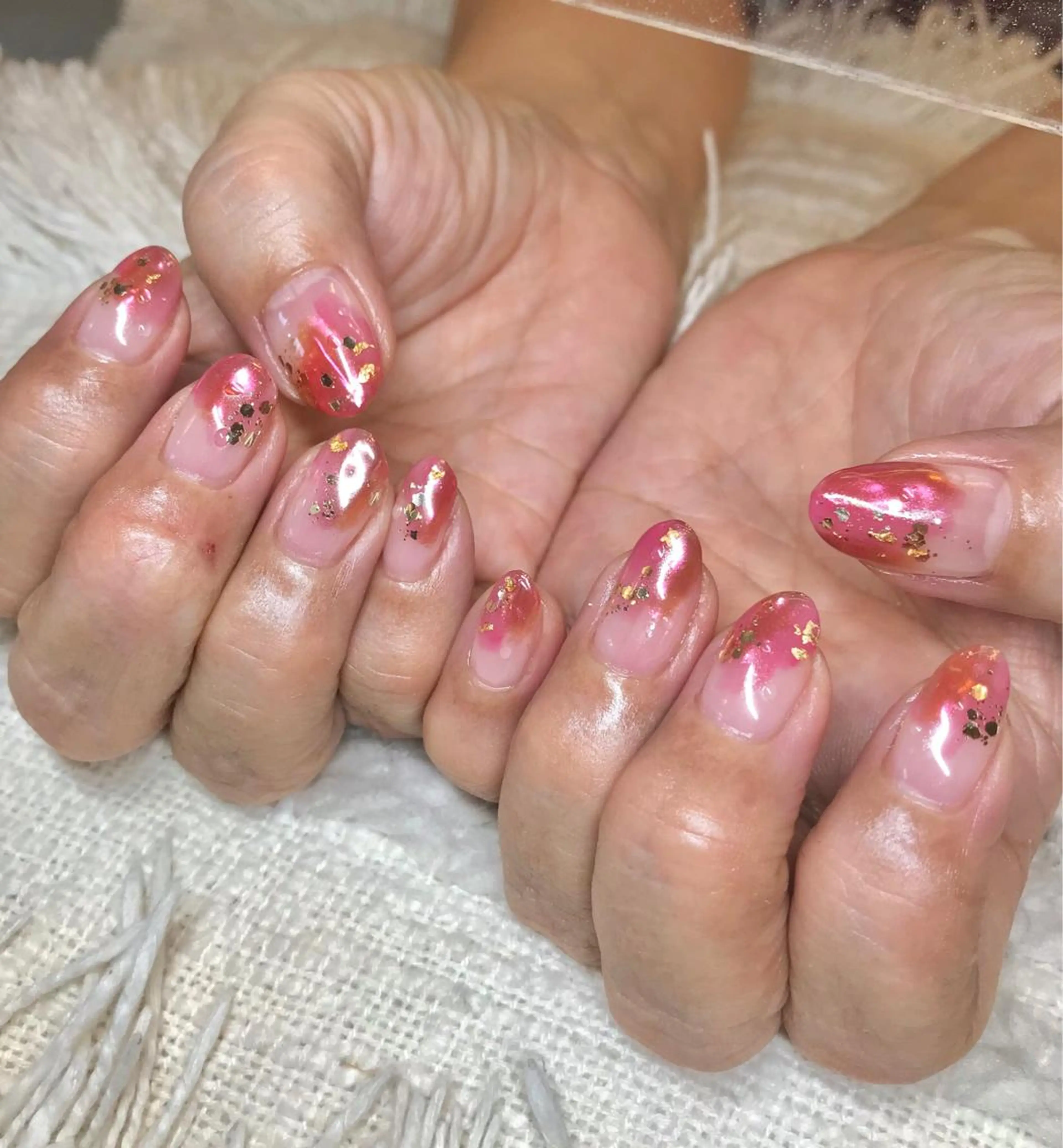 ミディアム カラー パーマ ヘアアレンジ ネイル マツエク・マツパ ピンクカラー カラーマツエク ミラーネイル ピンク nail&eye Aoのマツエク・マツパデザイン