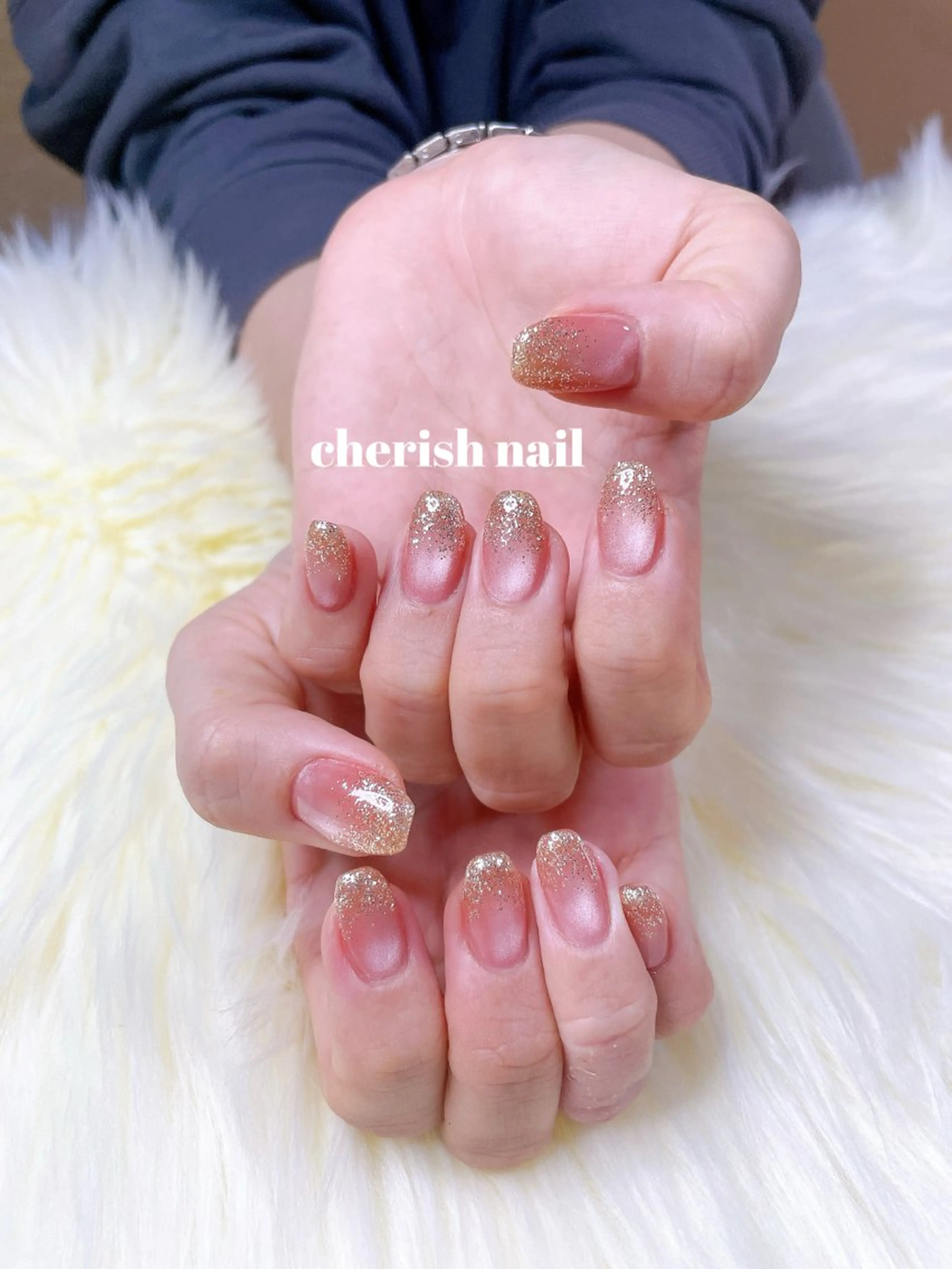 ネイル グラデーション ラメ(グリッター) ラメグラデーション マグネットネイル ハンドネイル cherish nailのネイルデザイン