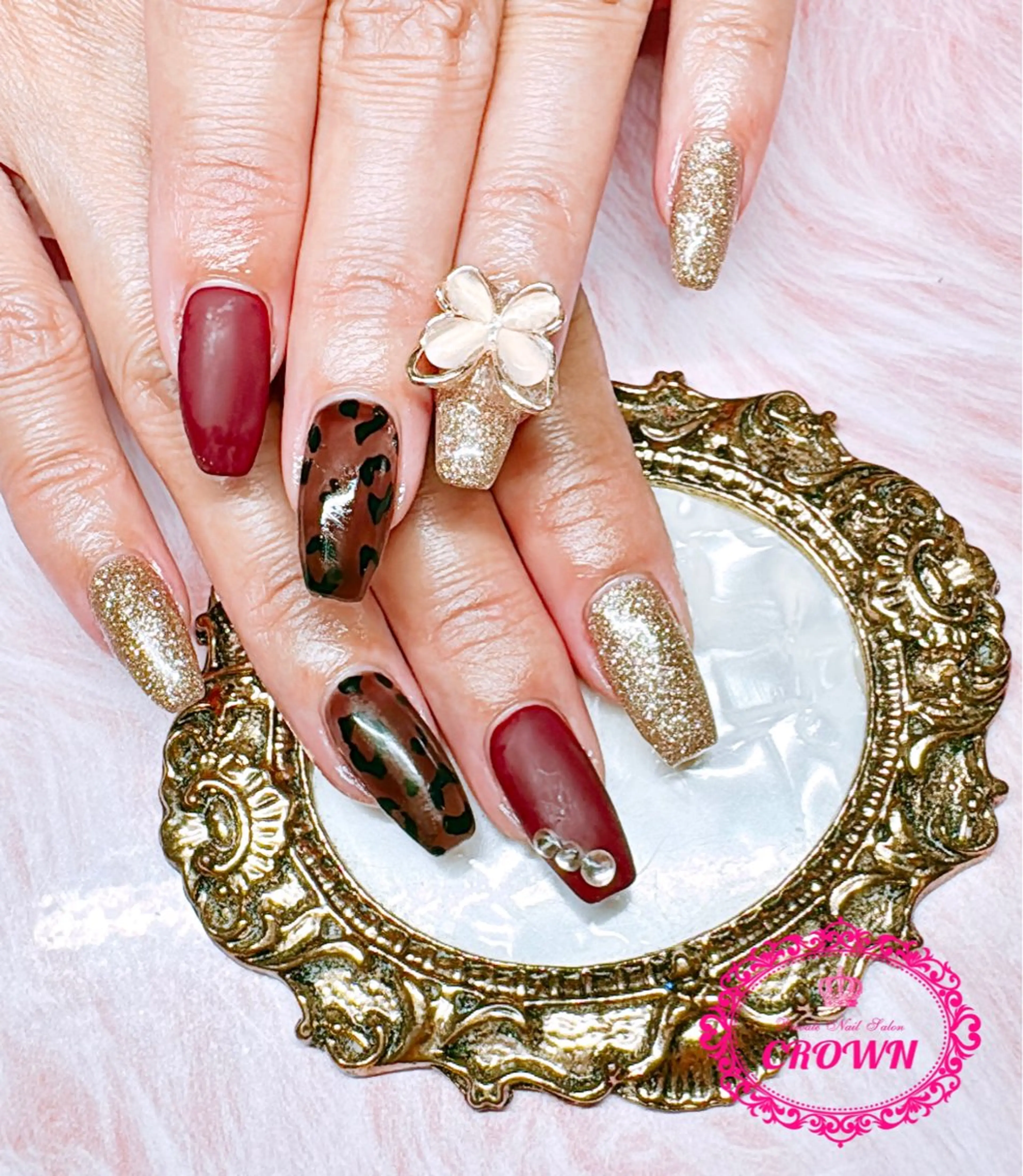 ネイル CROWN プライベートサロンのネイルデザイン