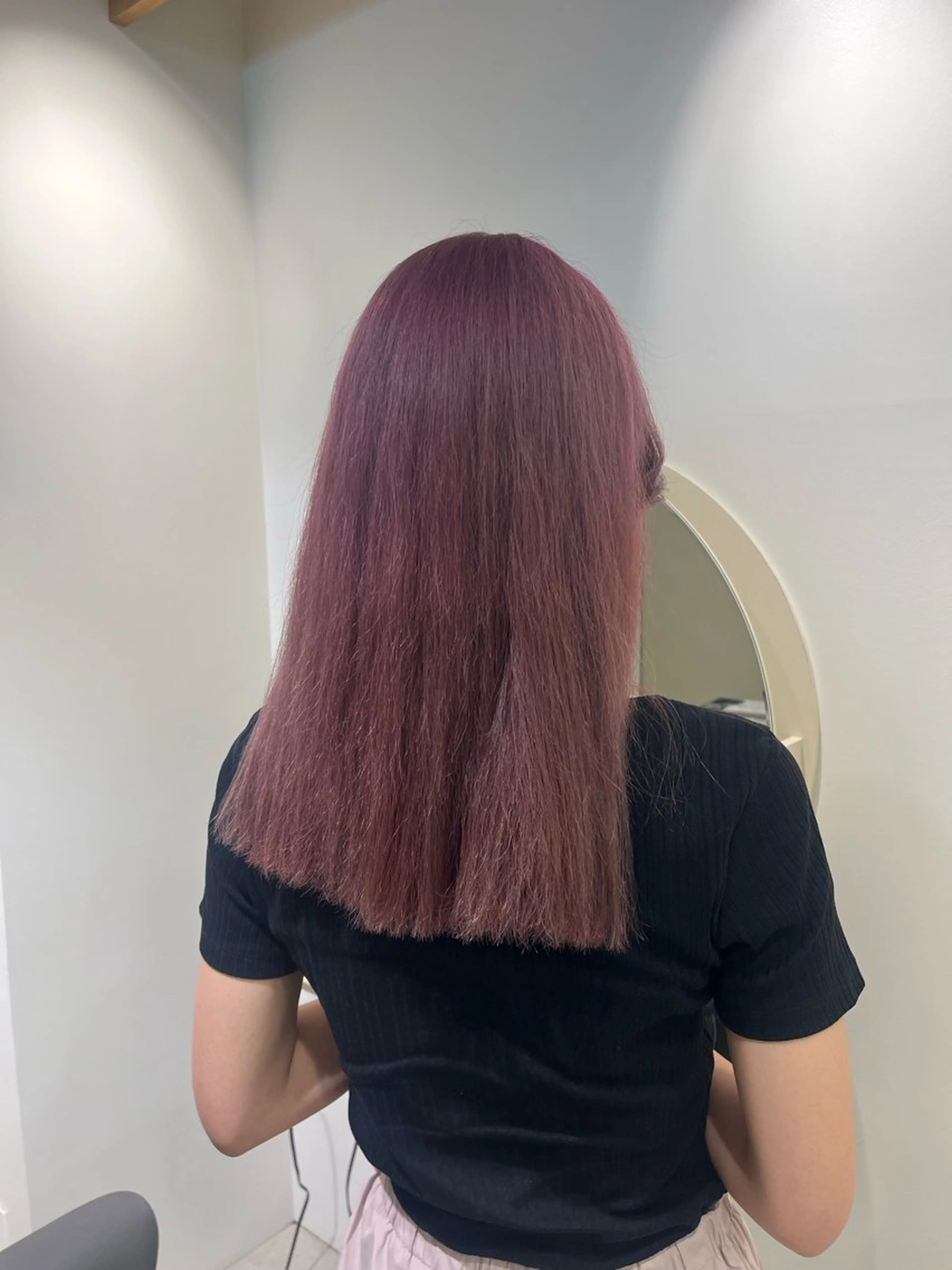 ロング カラー ラベンダーカラー ラベンダーピンク ピンクカラー 中村 彩奈のヘアスタイル