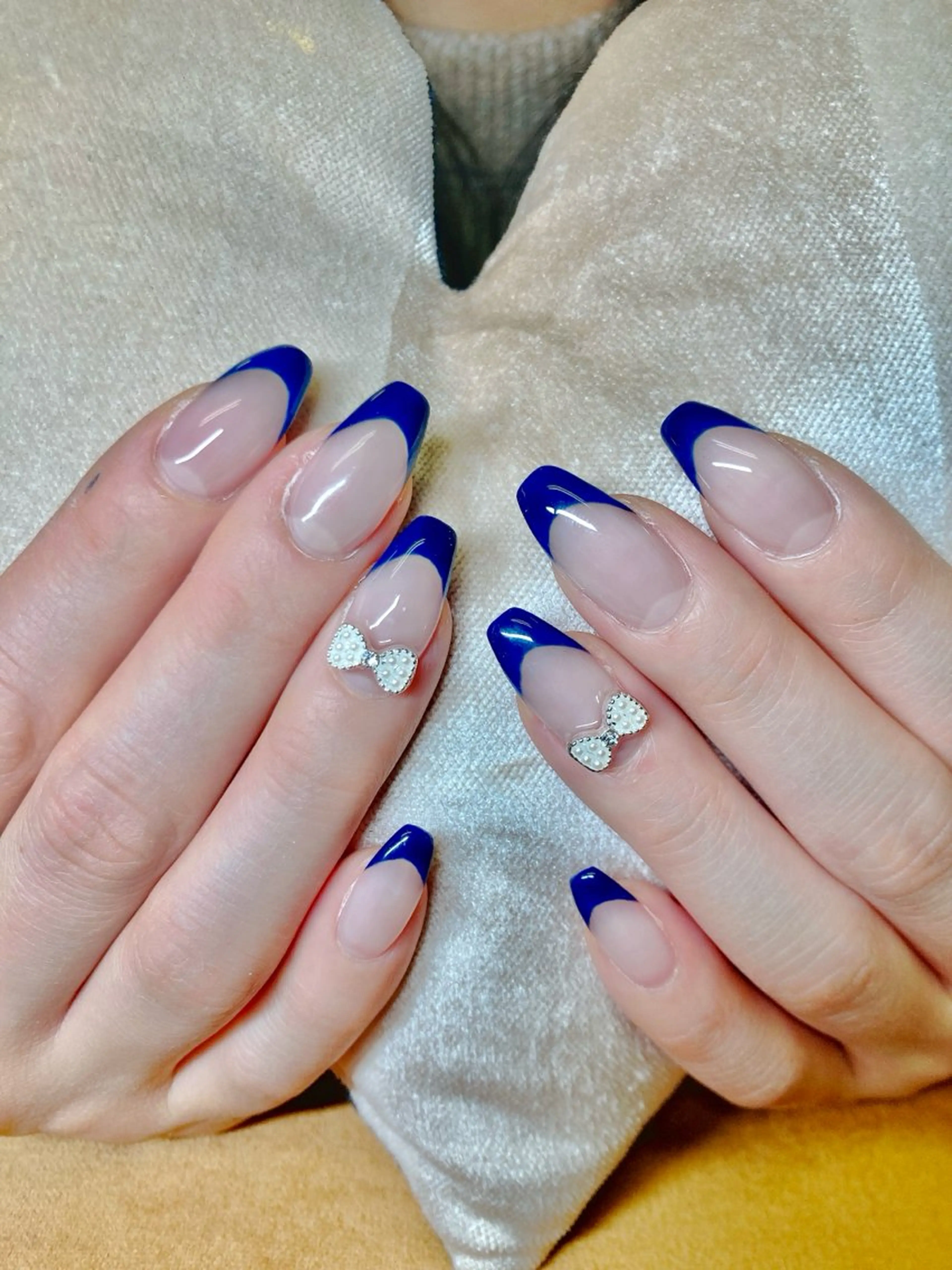 ネイル ECLAT エクラ所属・寺山 千鶴のネイルデザイン