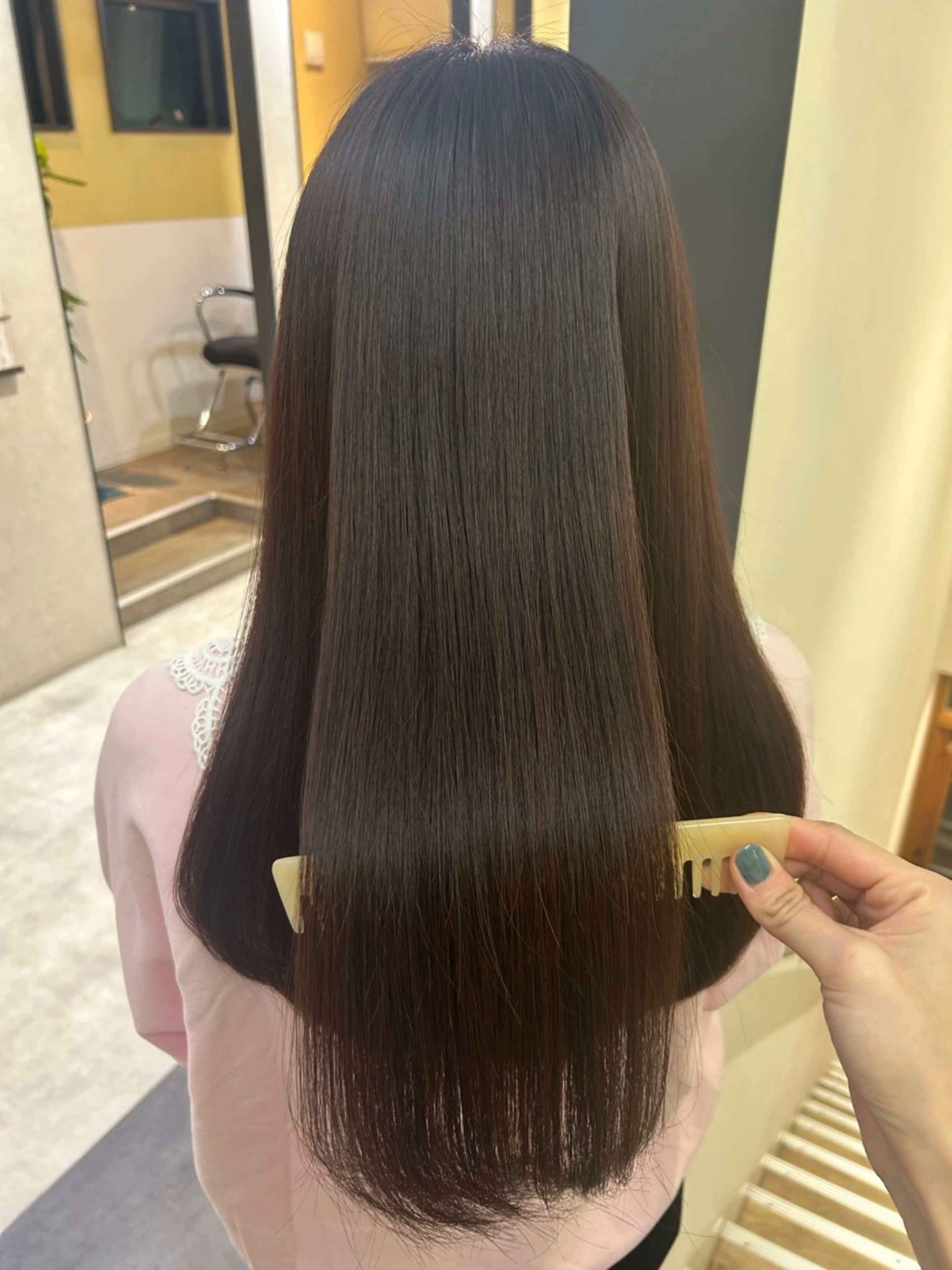 ロング カラー ブラウンカラー ピンクカラー ピンクブラウン カット ヘアカラー トリートメント hub hair レイヤー/透明感のヘアスタイル