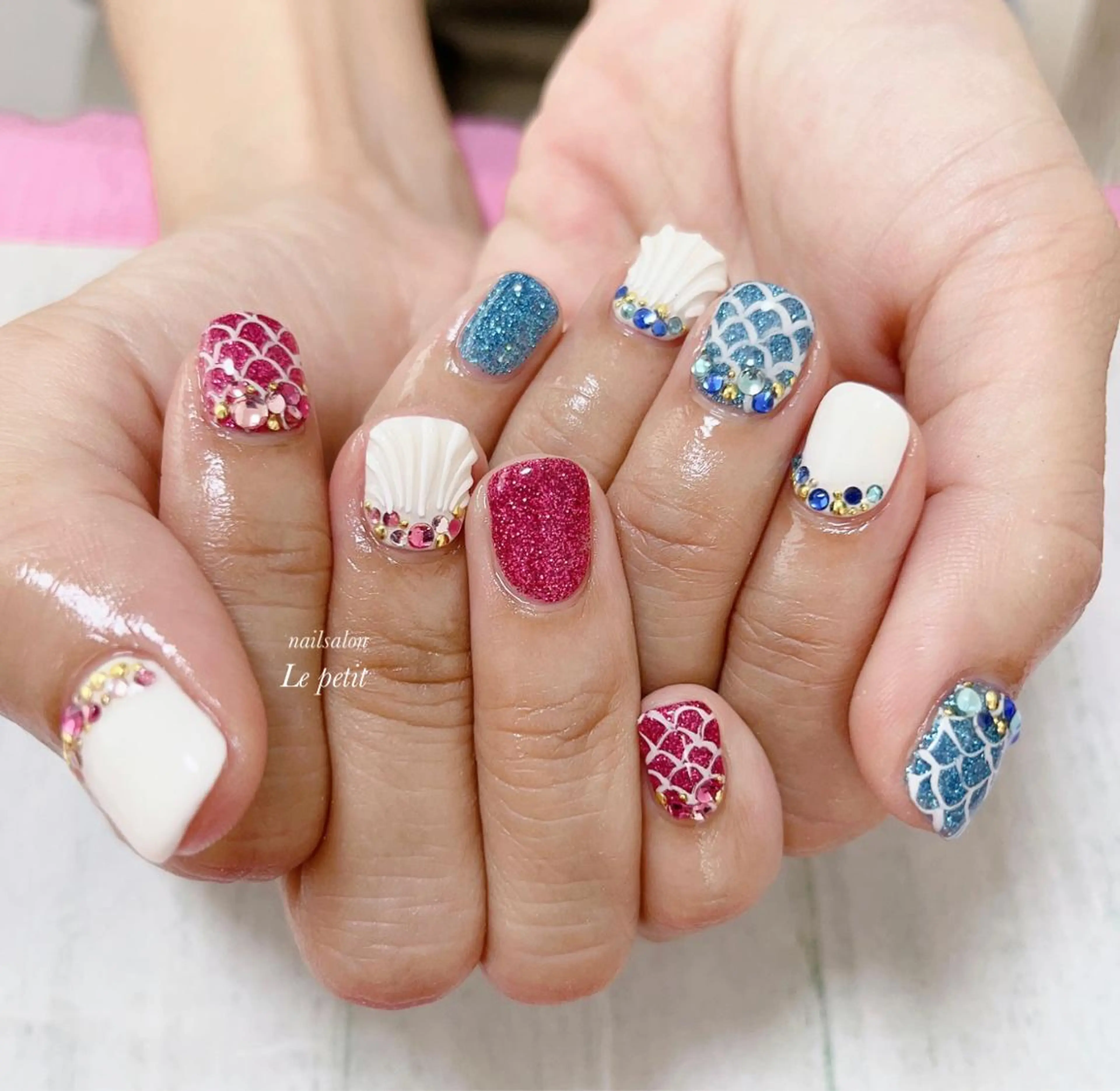 ネイル 石野 広佳のネイルデザイン