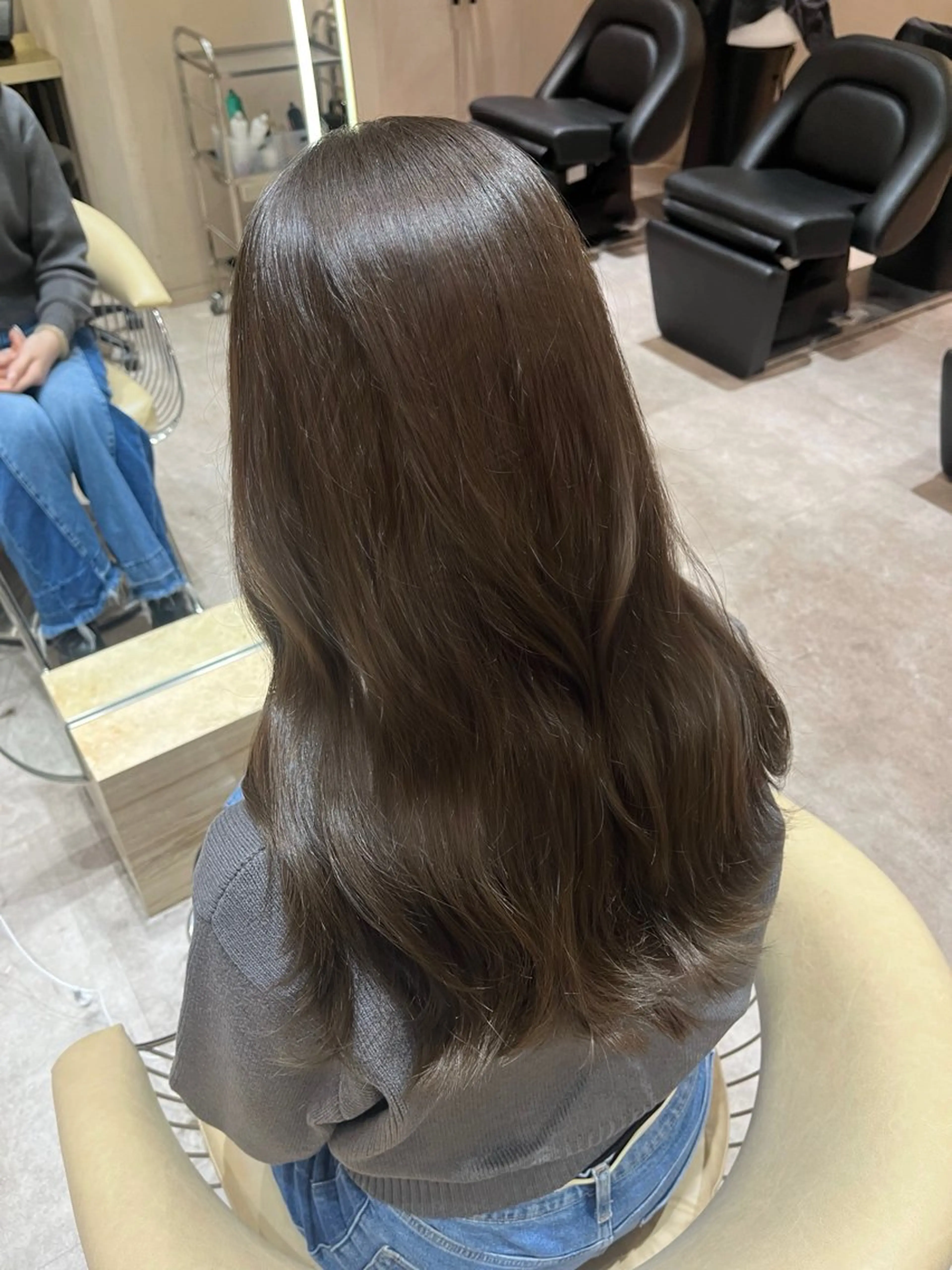 セミロング カット 顔周りカット/ 透明感カラー/ユナのヘアスタイル