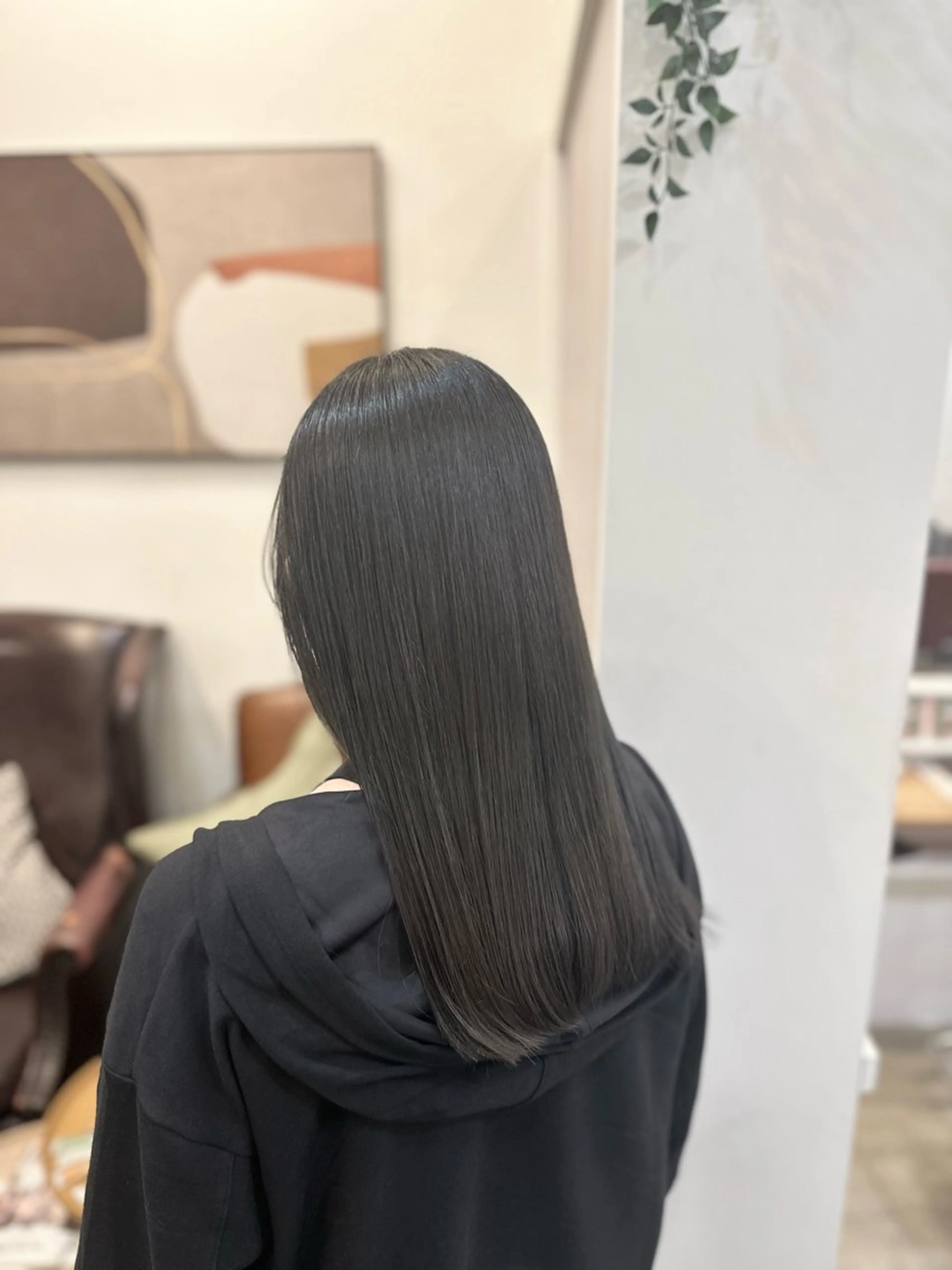 ロング カラー ヘアカラー トリートメント 村上 滉弥のヘアスタイル