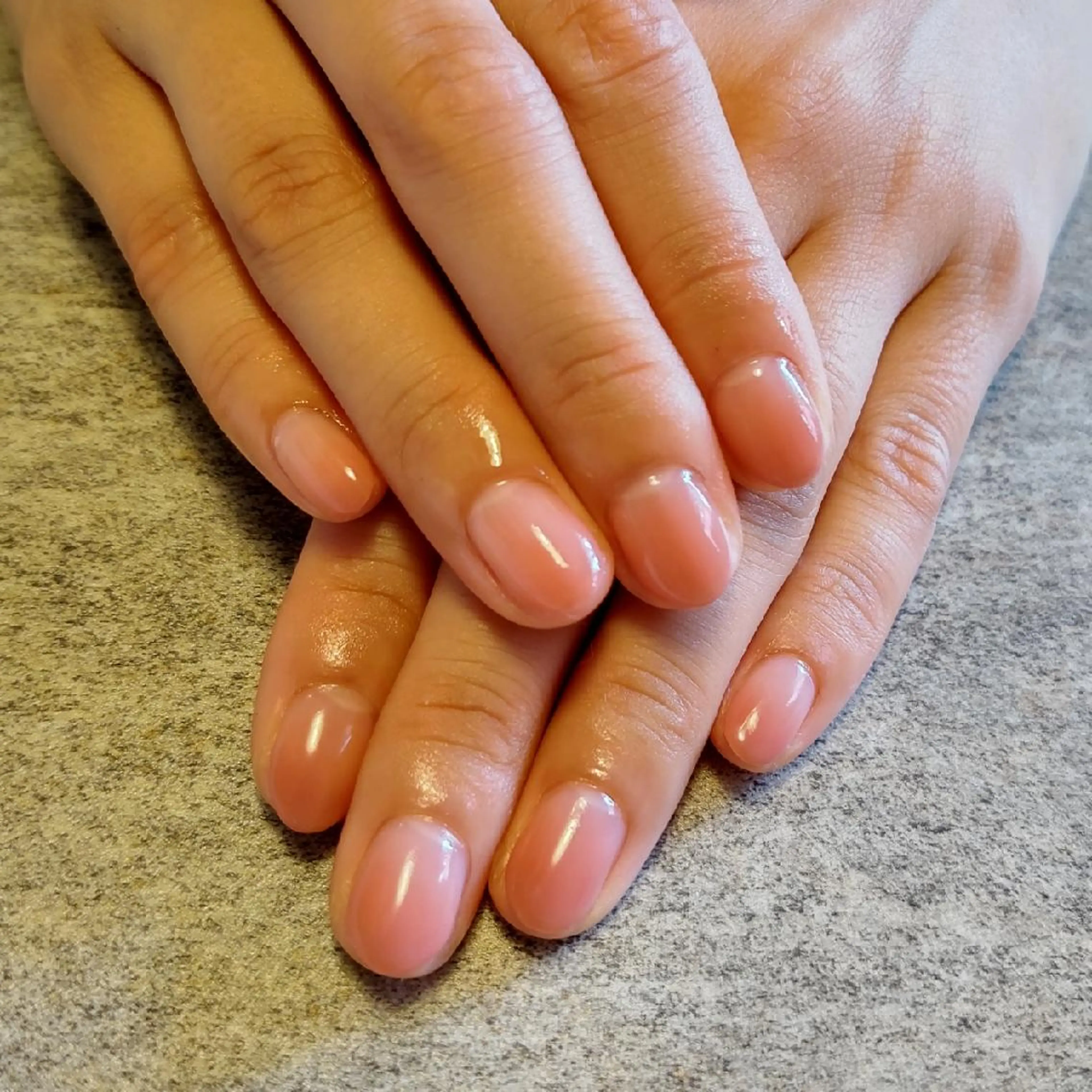 ネイル グラデーション ジェヌインネイル 河内のネイルデザイン